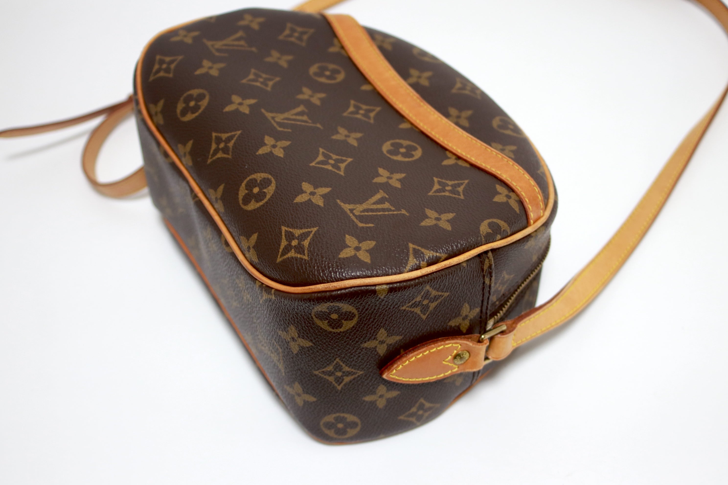 Louis Vuitton Blois Shoulder Bag Used