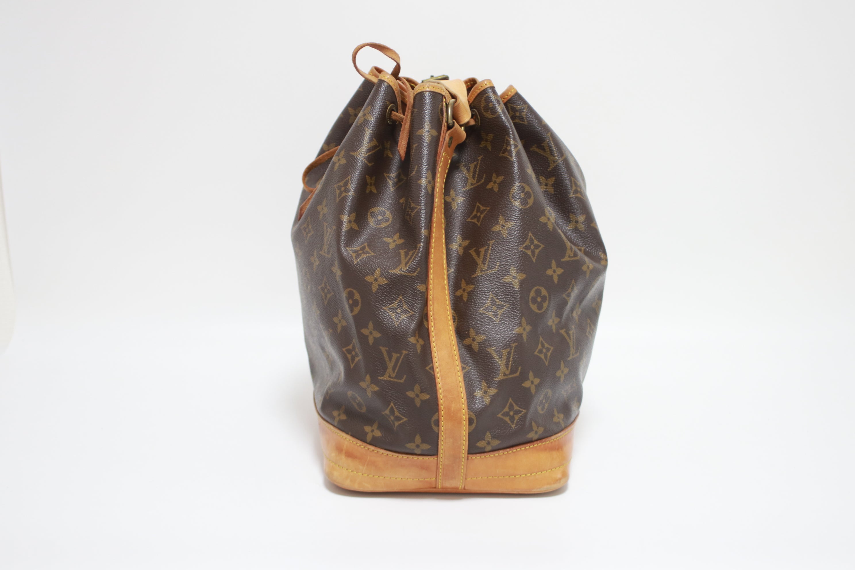 Louis Vuitton Noe GM Shoulder Tote Bag Used