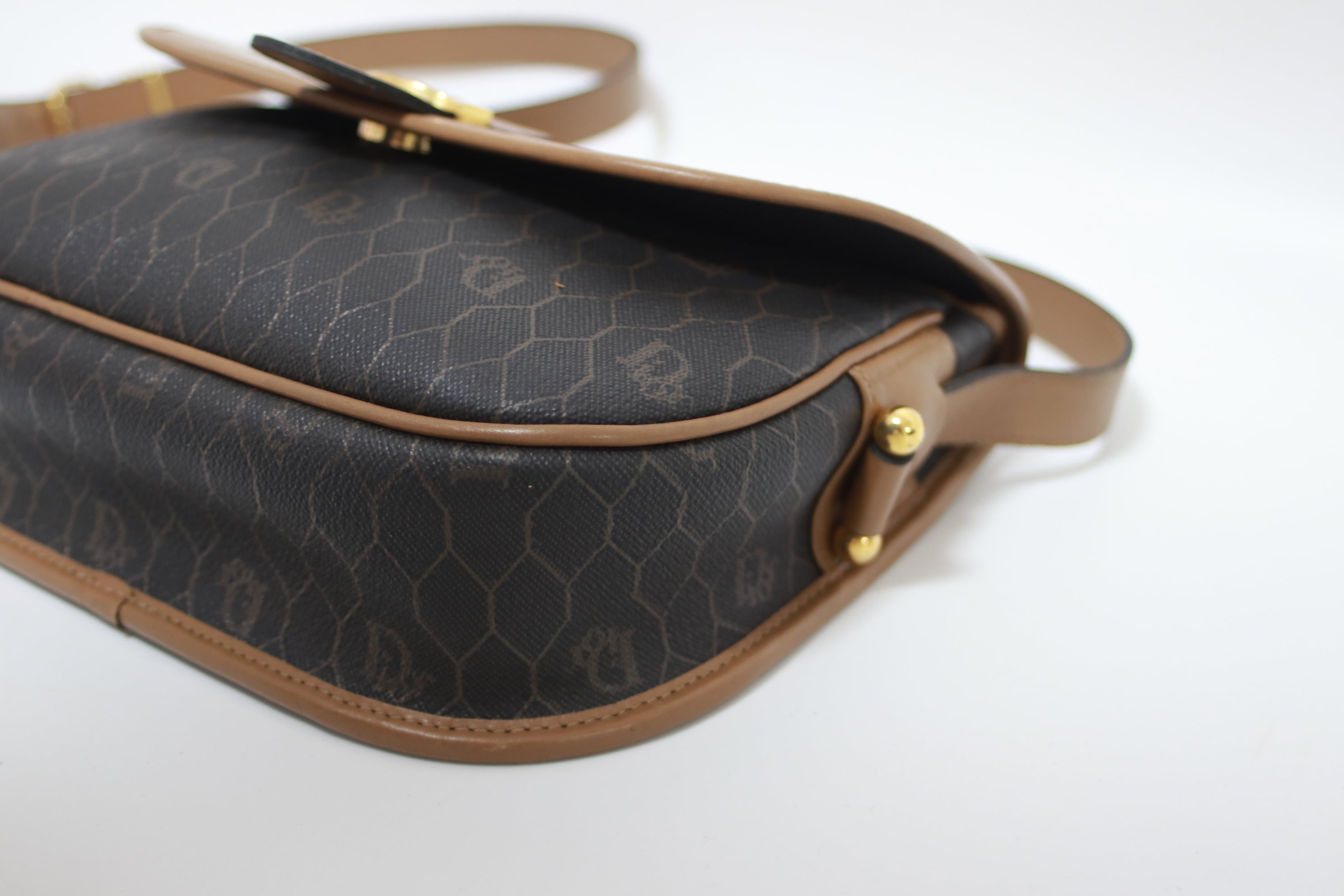 Dior Vintage Honeycomb Shoulder Bag Used (7488)