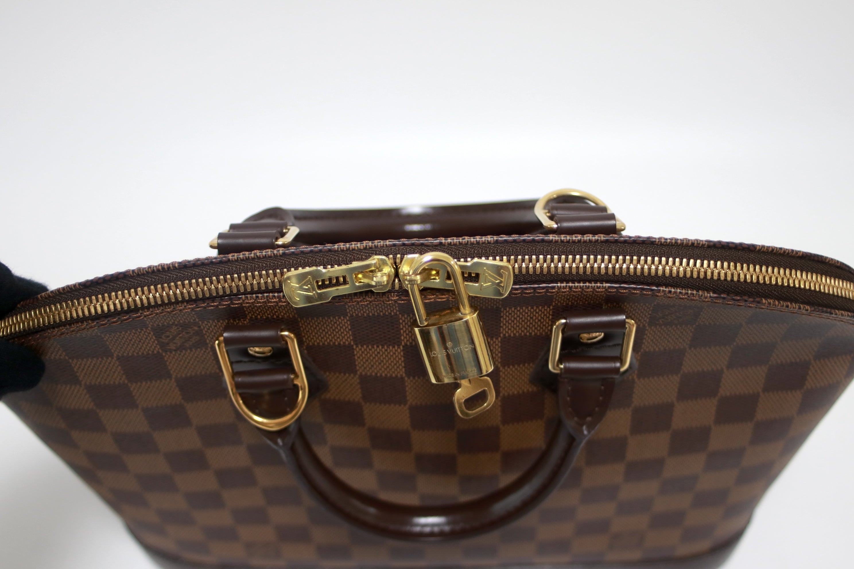 Louis Vuitton Alma PM Damier Ebene Handbag Used