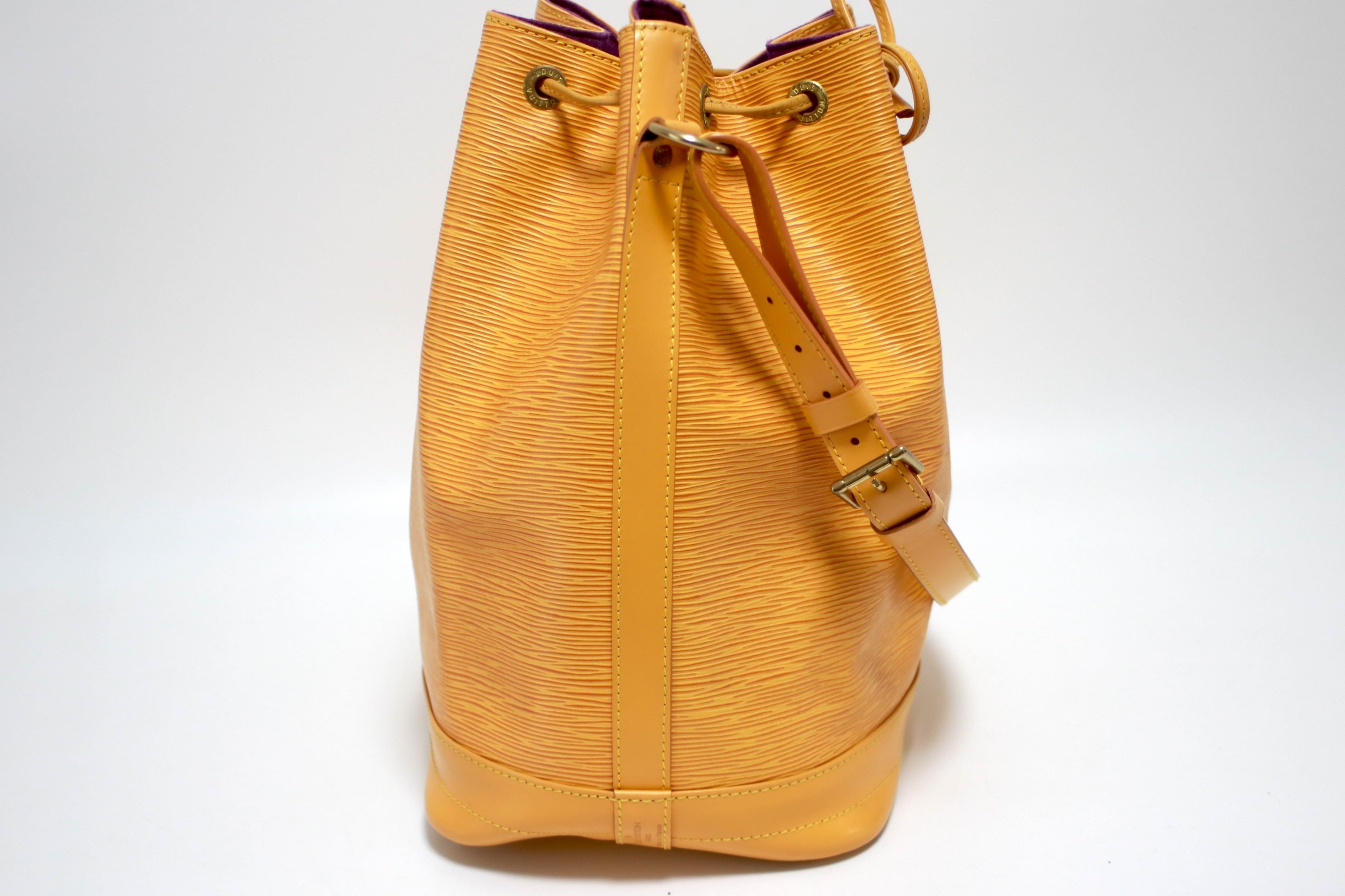 Louis Vuitton Noe GM Epi Yellow Shoulder Bag Used