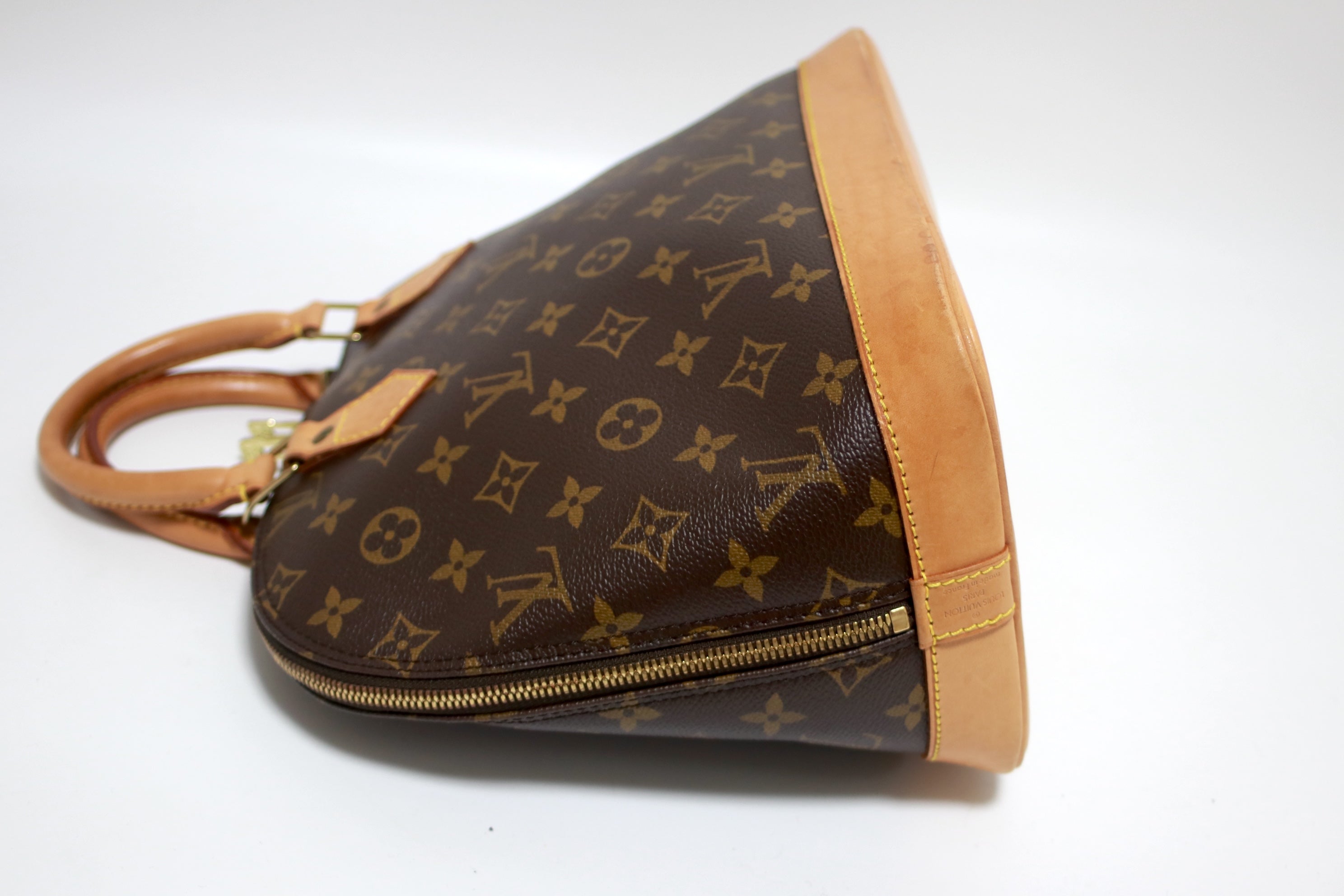 Louis Vuitton Alma Pm Handbag Used