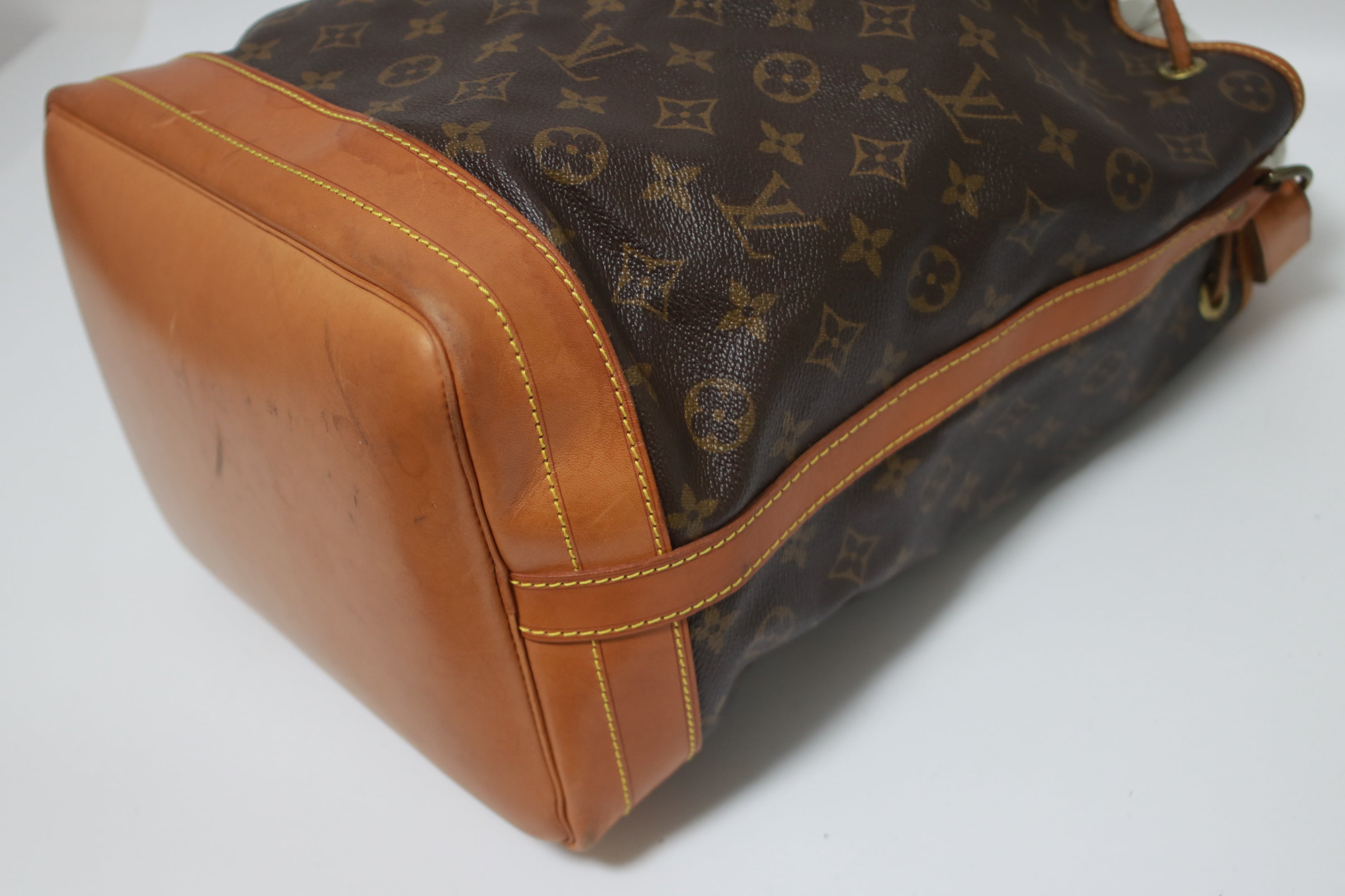 Louis Vuitton Noe GM Bucket Shoulder Bag Used