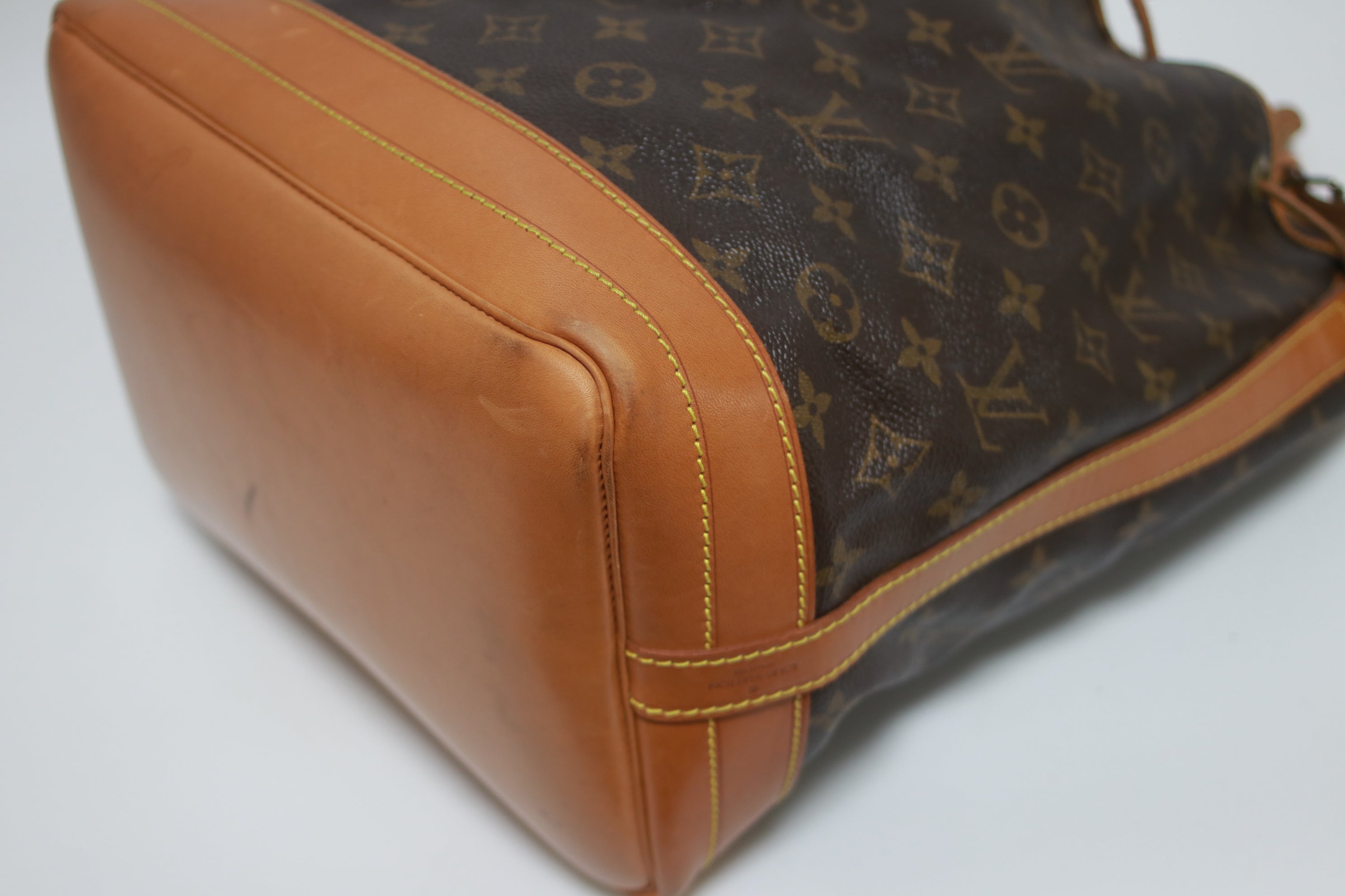 Louis Vuitton Noe GM Bucket Shoulder Bag Used