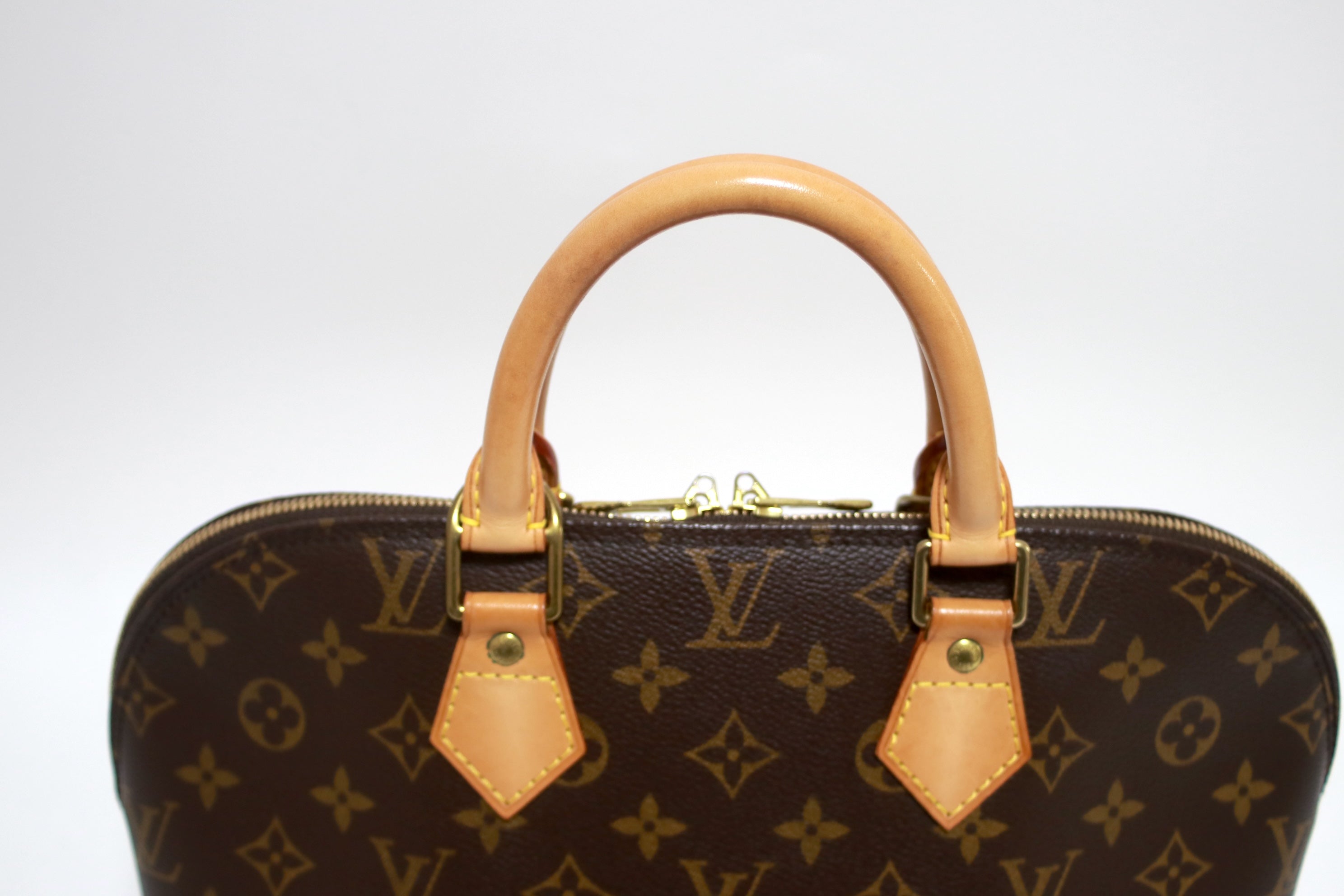 Louis Vuitton Alma Pm Handbag Used