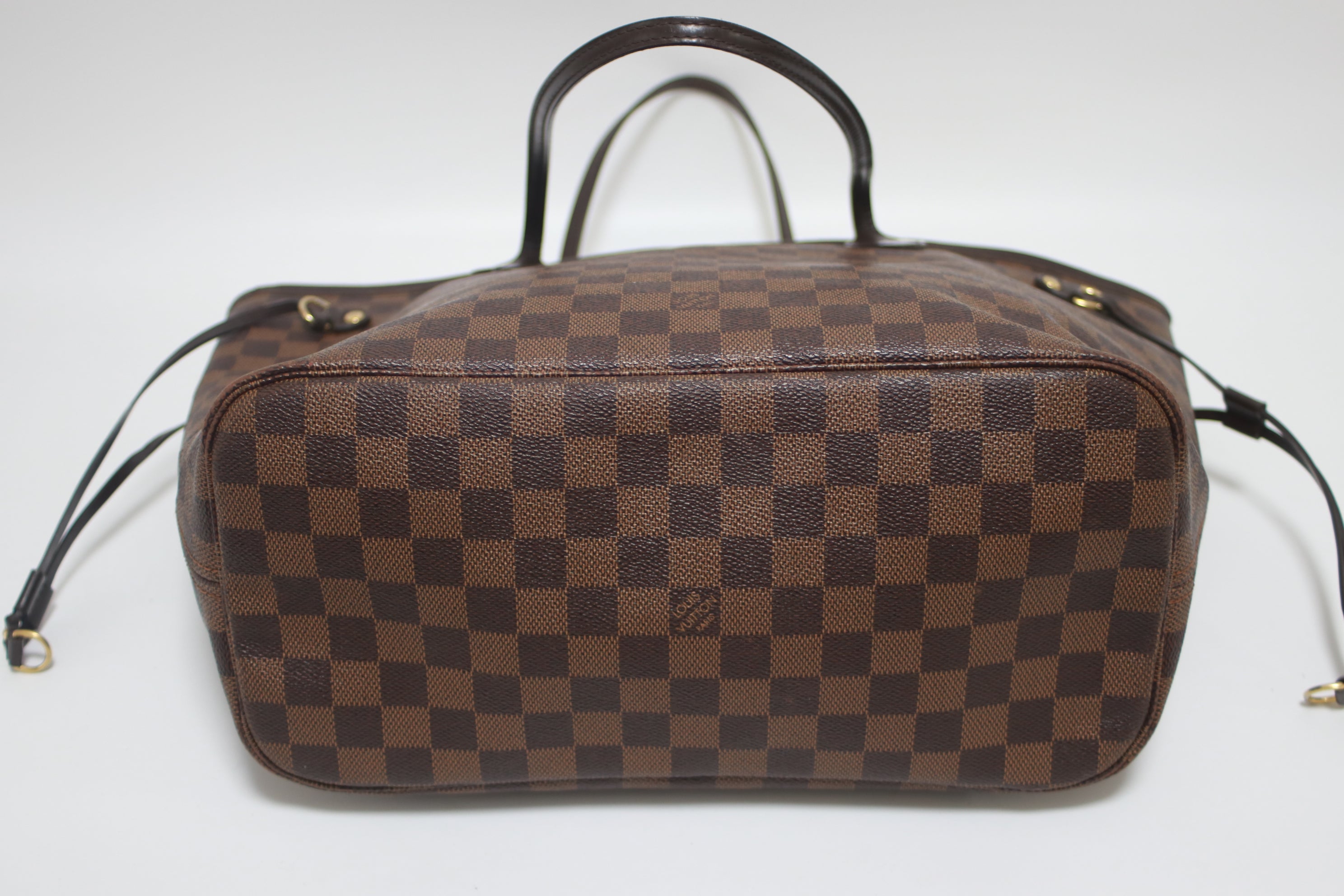 Louis Vuitton Neverfull MM Shoulder Tote Bag Used