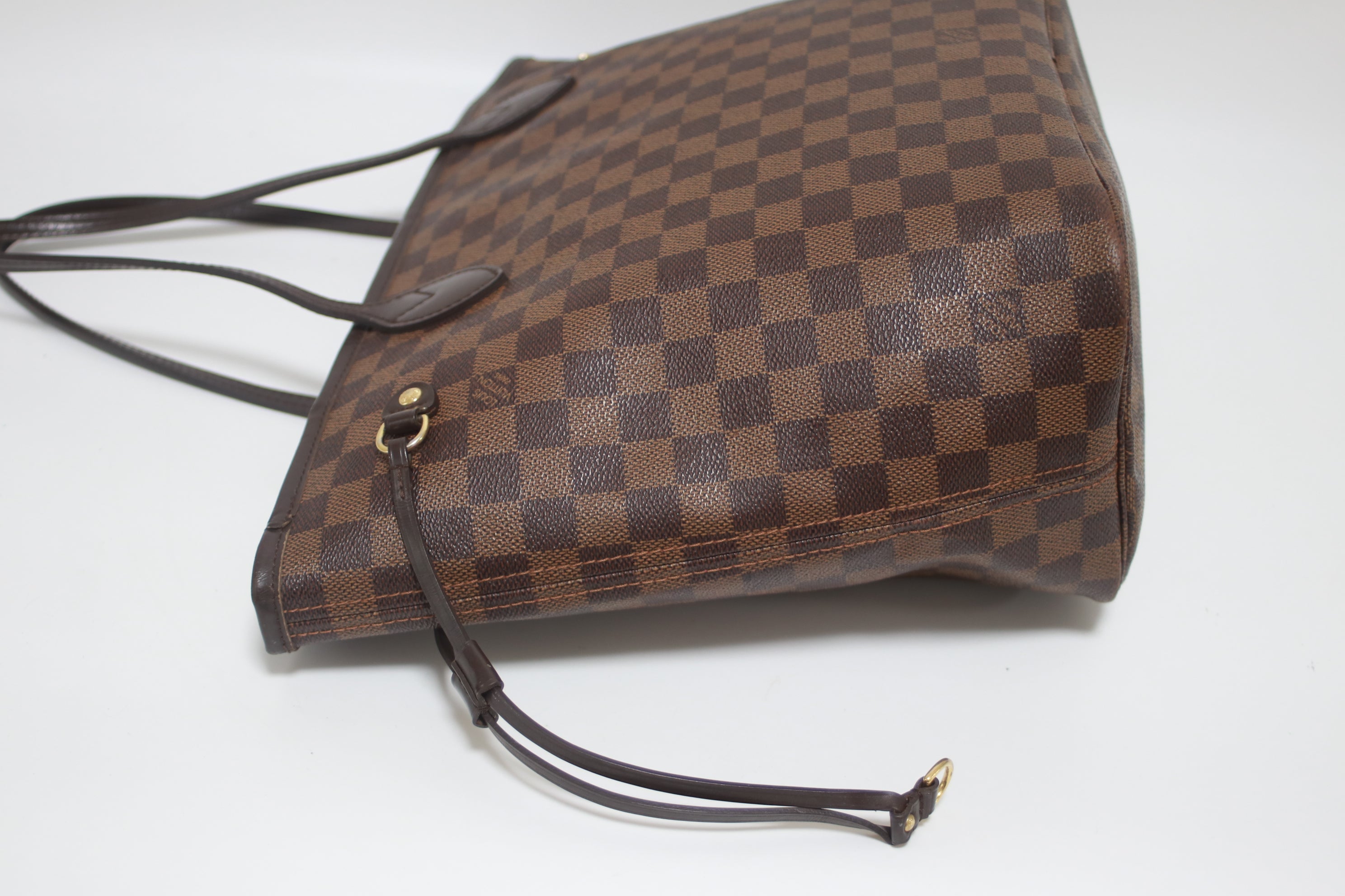 Louis Vuitton Neverfull MM Shoulder Tote Bag Used