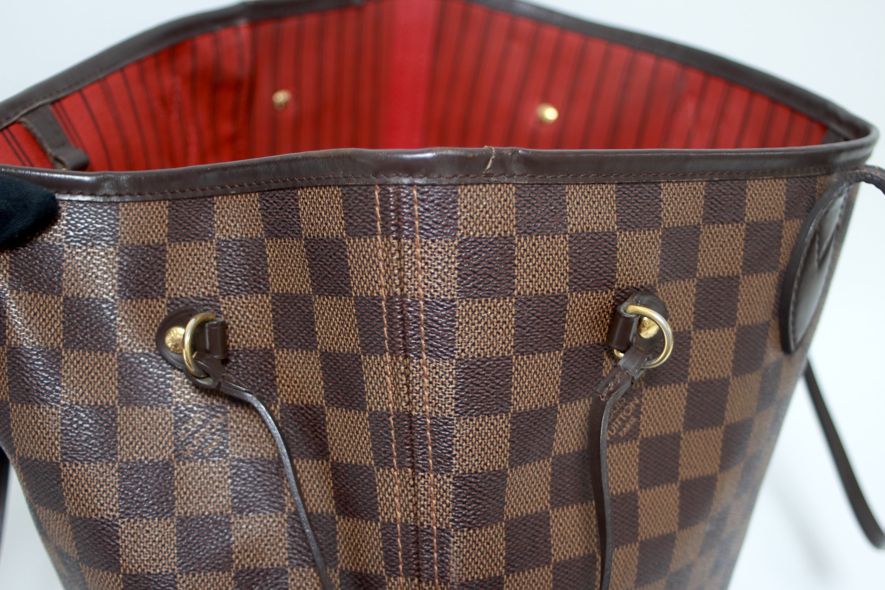 Louis Vuitton Neverfull MM Shoulder Tote Bag Used