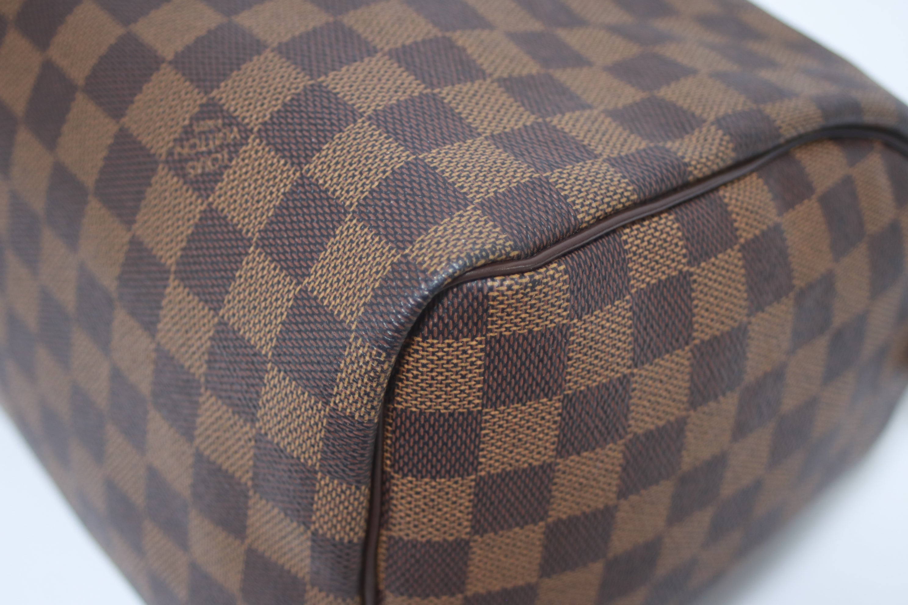 Louis Vuitton Speedy 30 Damier Ebene Handbag Used