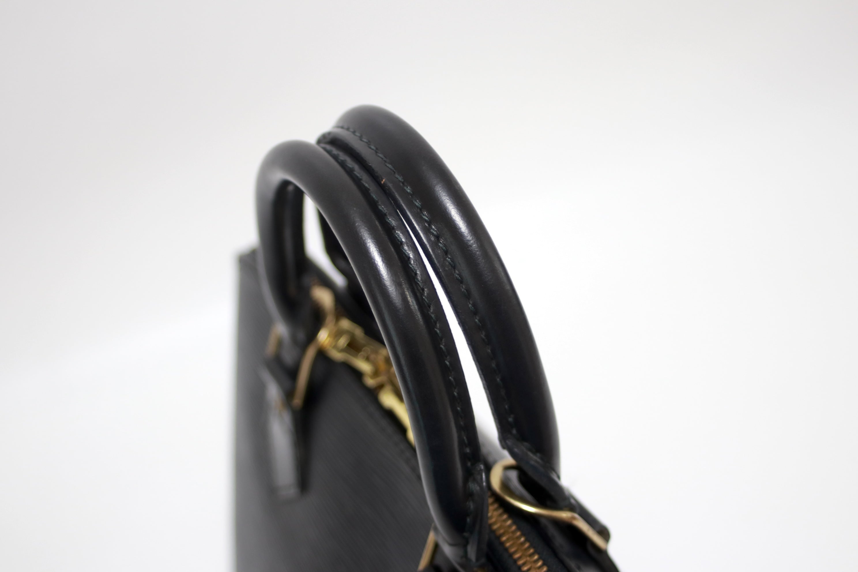 Louis Vuitton Alma PM Epi Black Used