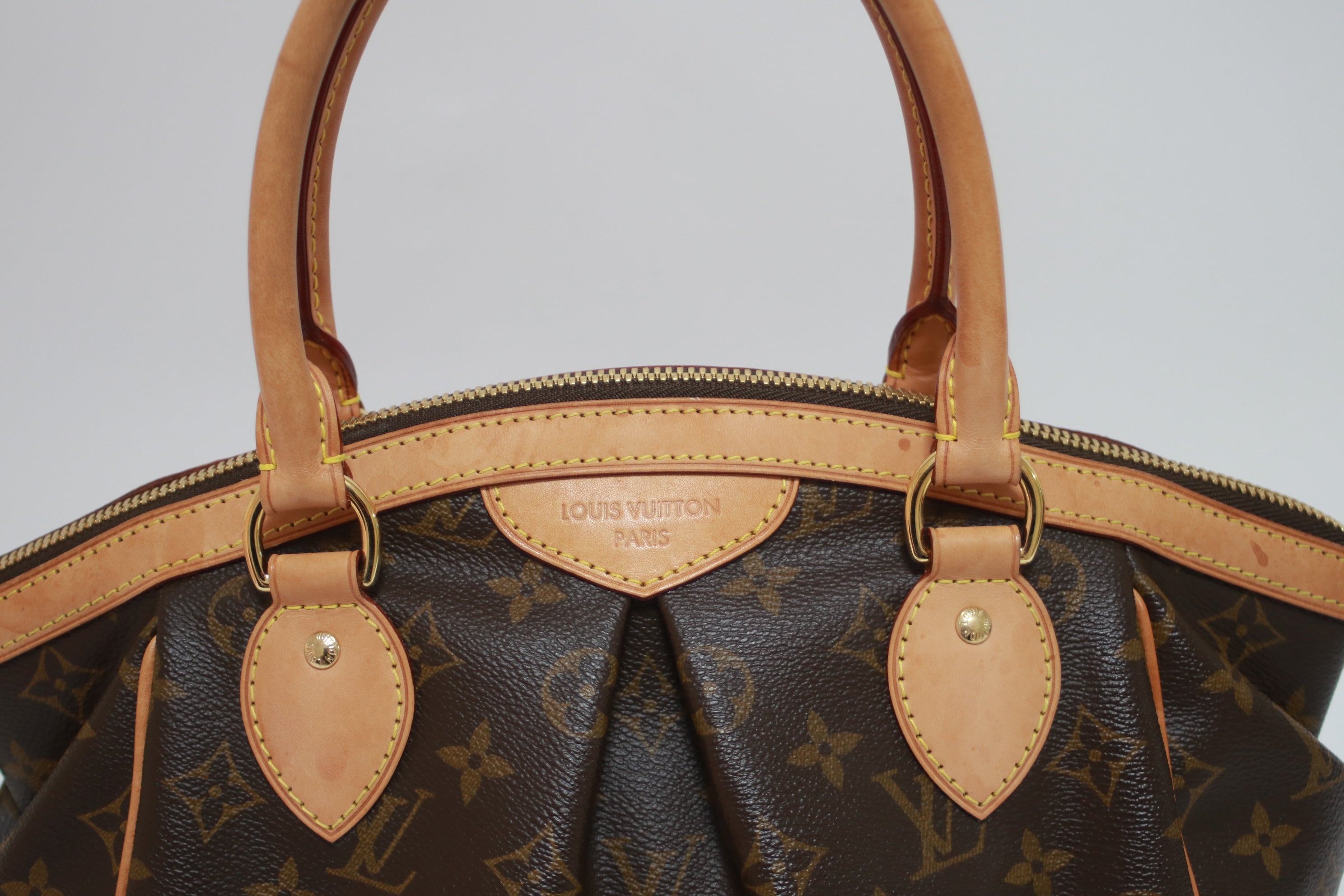 Louis Vuitton Tivoli PM Handbag Used (7557)