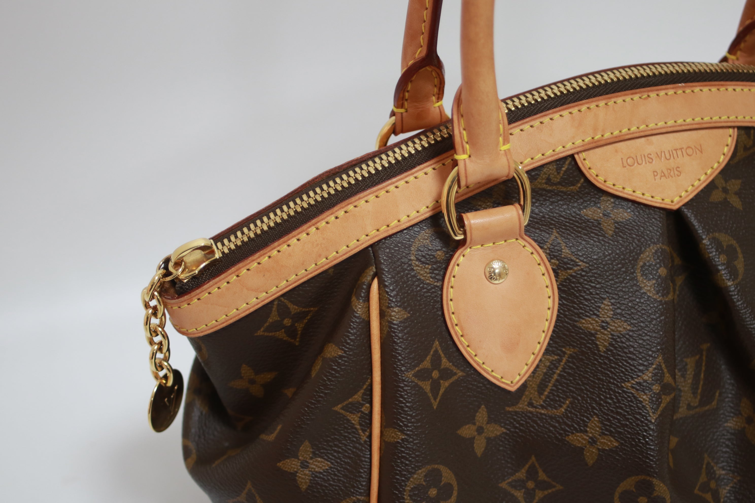 Louis Vuitton Tivoli PM Handbag Used (7557)