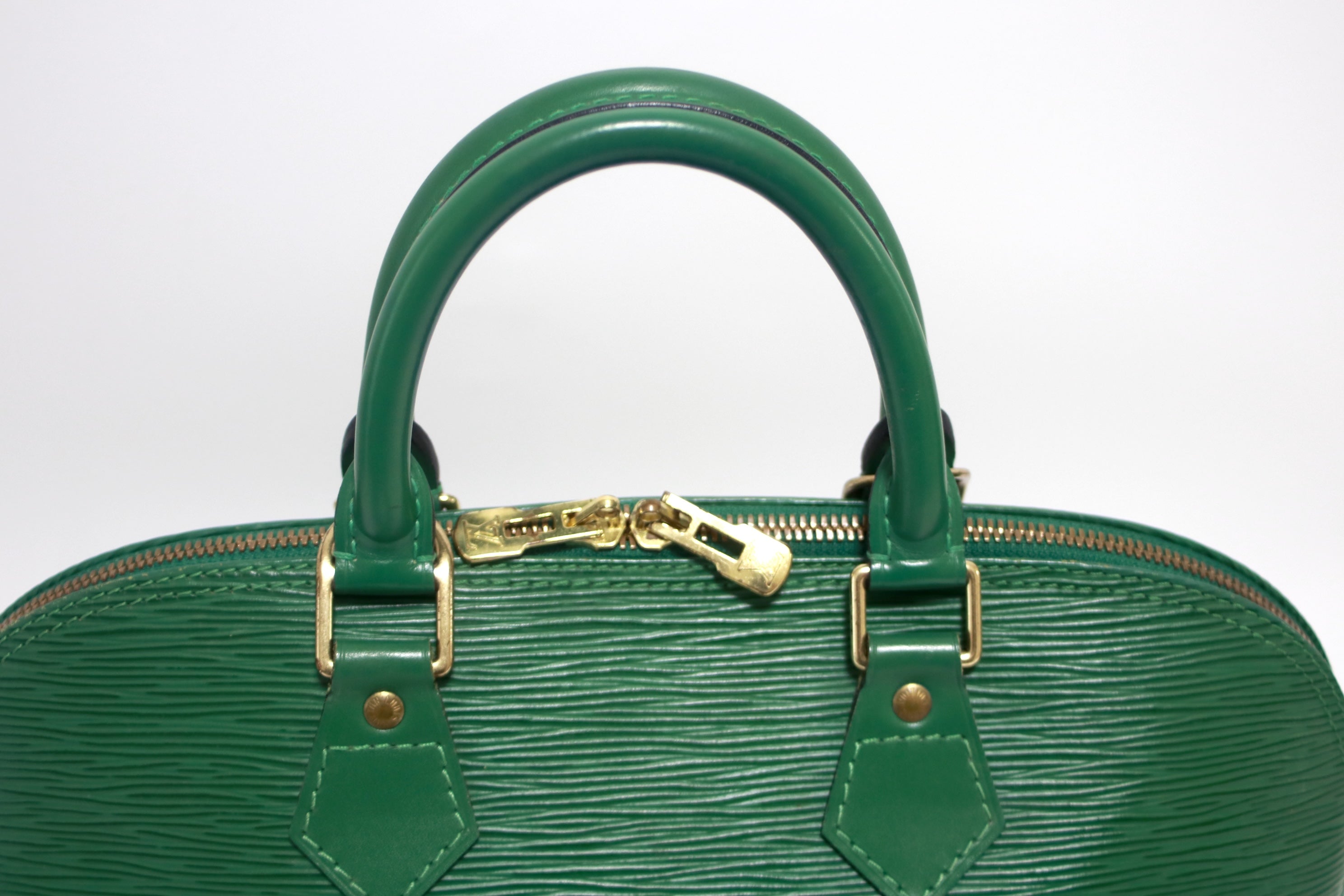 Louis Vuitton Alma Pm Epi Green Used