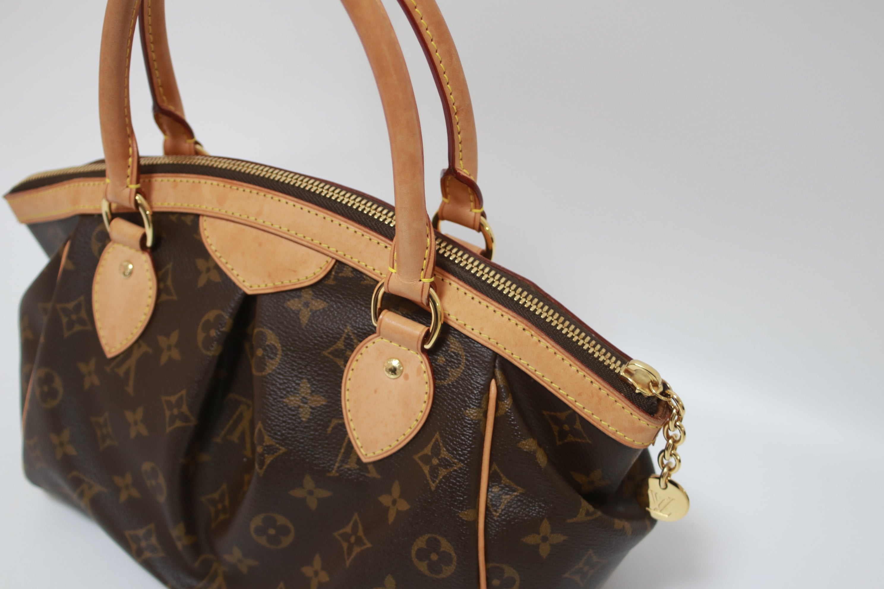 Louis Vuitton Tivoli PM Handbag Used (7557)