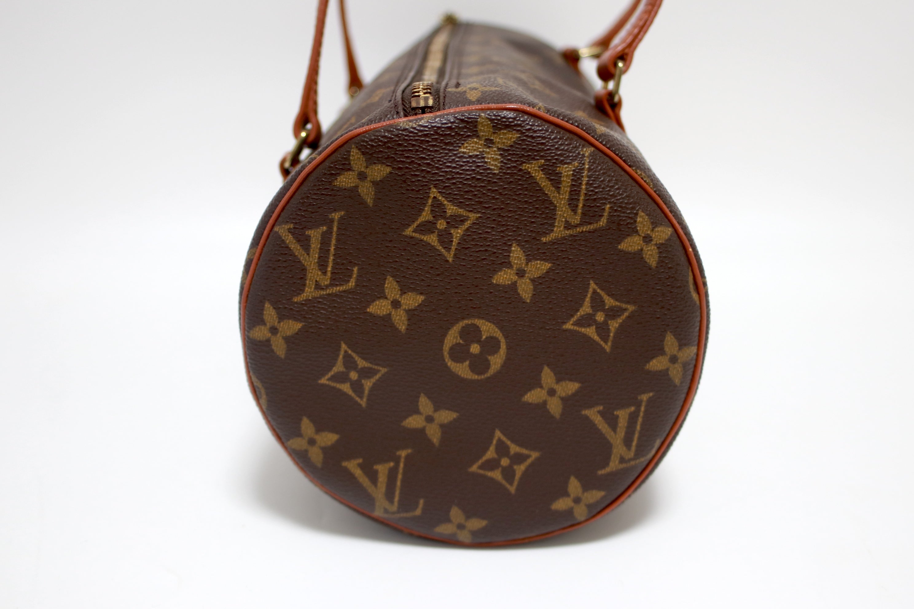 Louis Vuitton Papillon 30 Handbag Used