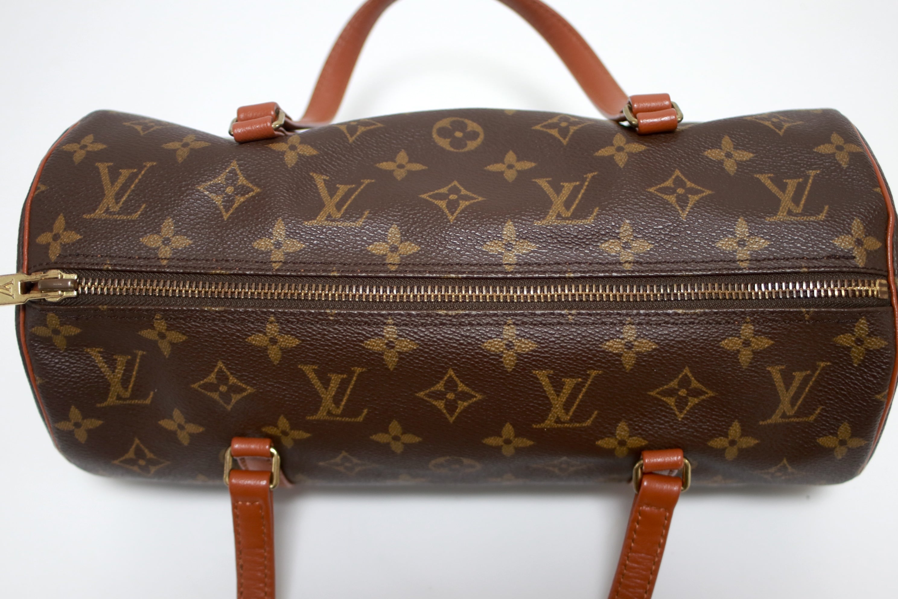 Louis Vuitton Papillon 30 Handbag Used