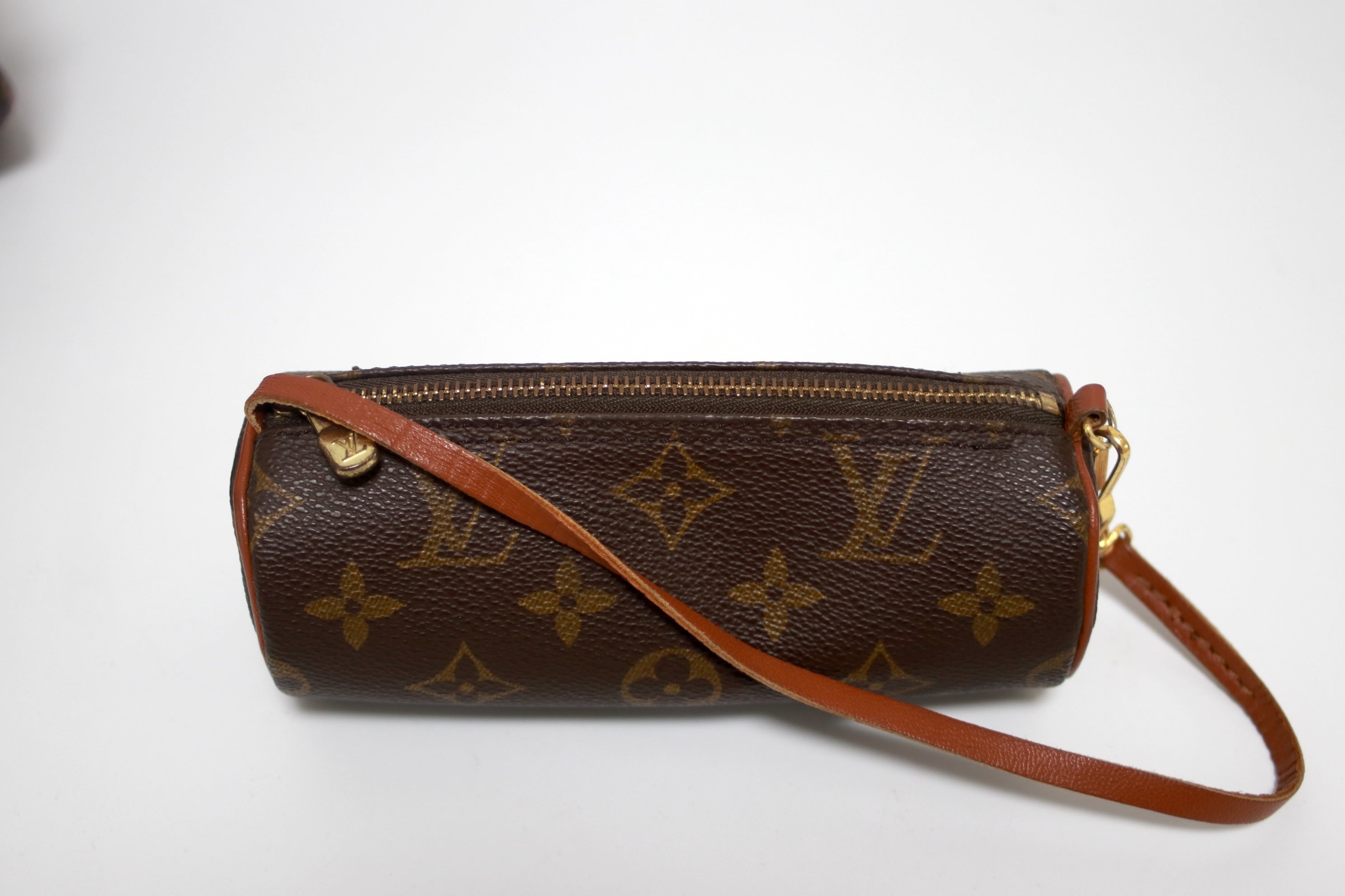 Louis Vuitton Papillon 30 Handbag Used