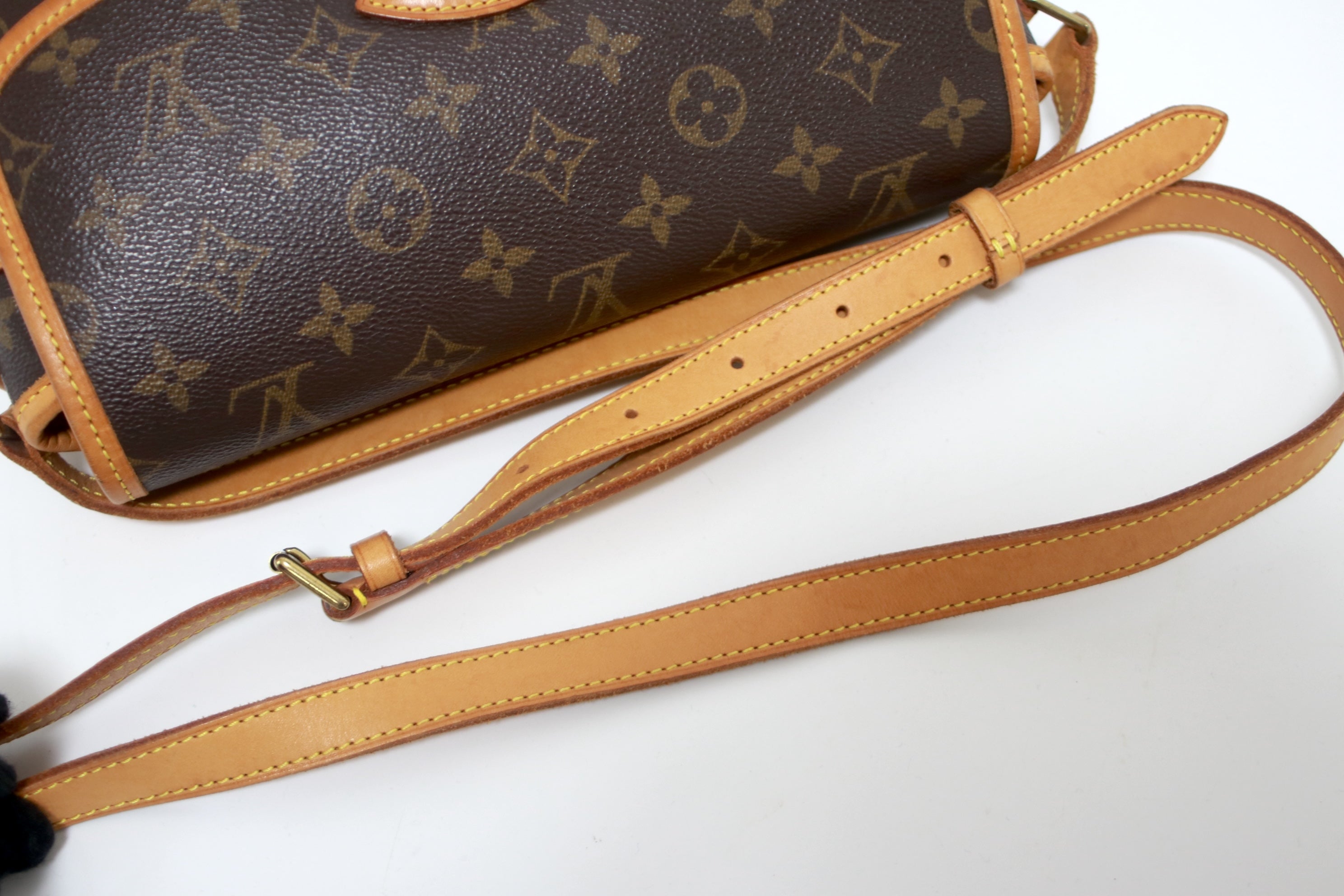 Louis Vuitton Sologne Shoulder Bag Used