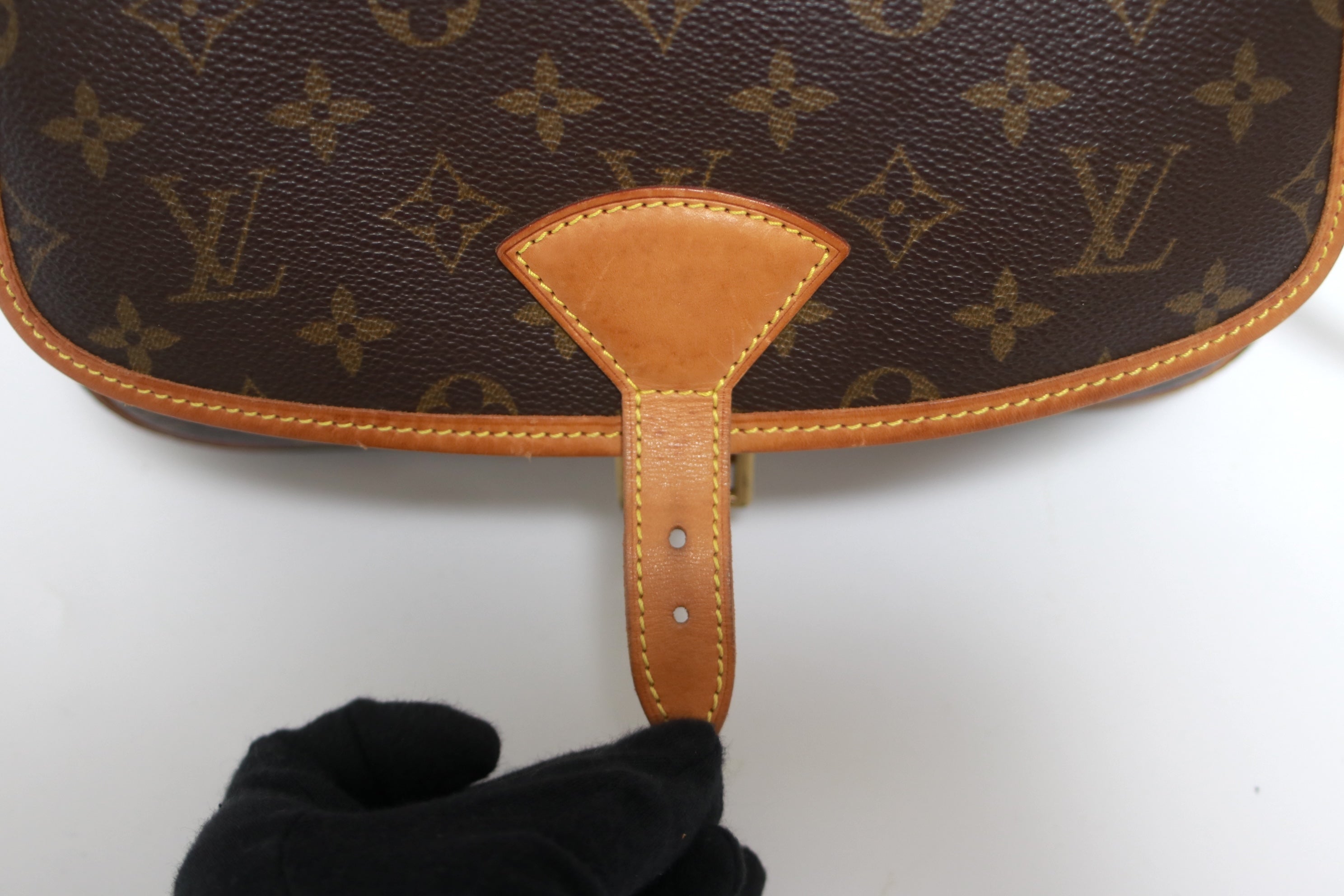 Louis Vuitton Sologne Shoulder Bag Used