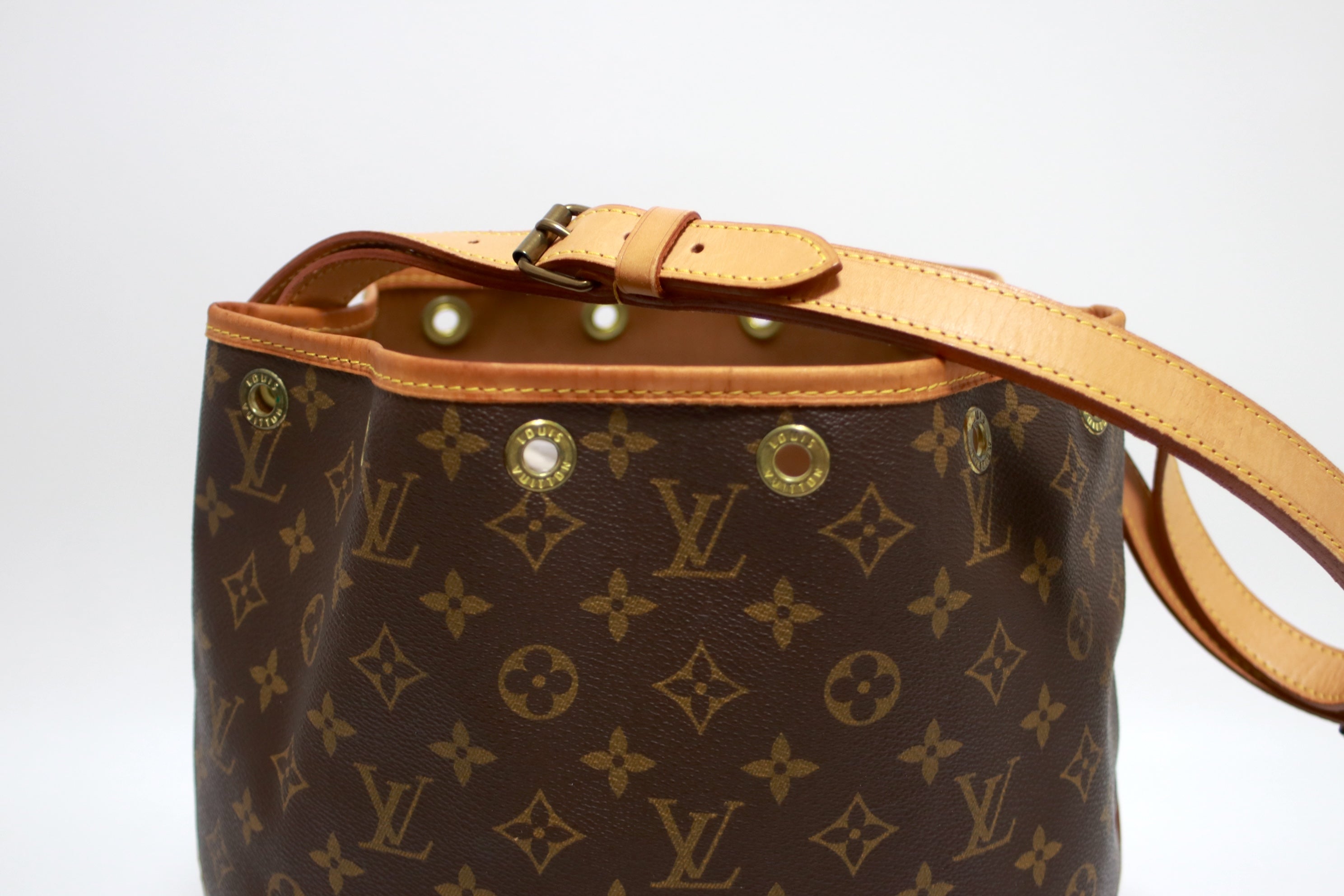 Louis Vuitton Noe Pm Bucket Shoulder Bag Used