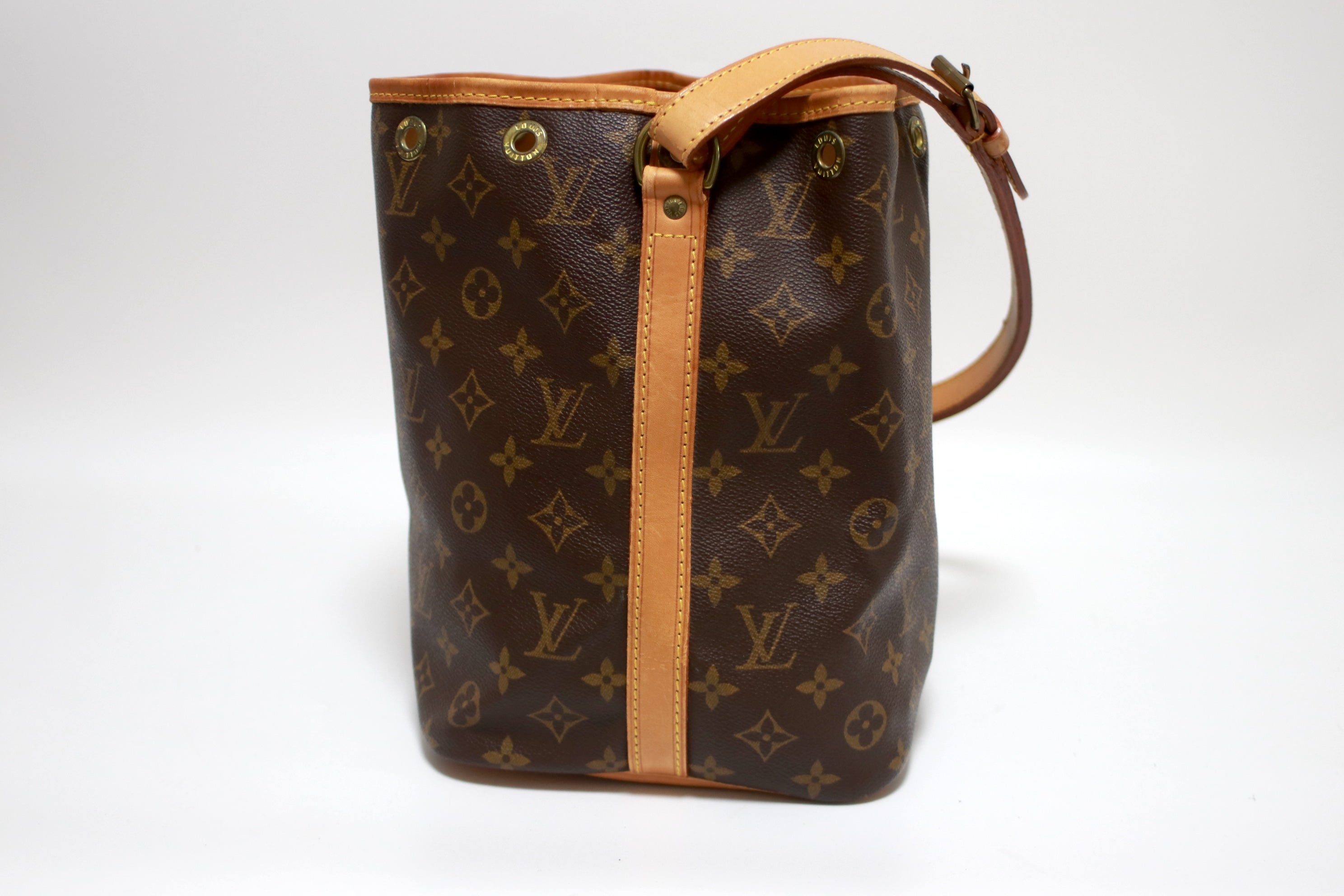 Louis Vuitton Noe Pm Bucket Shoulder Bag Used