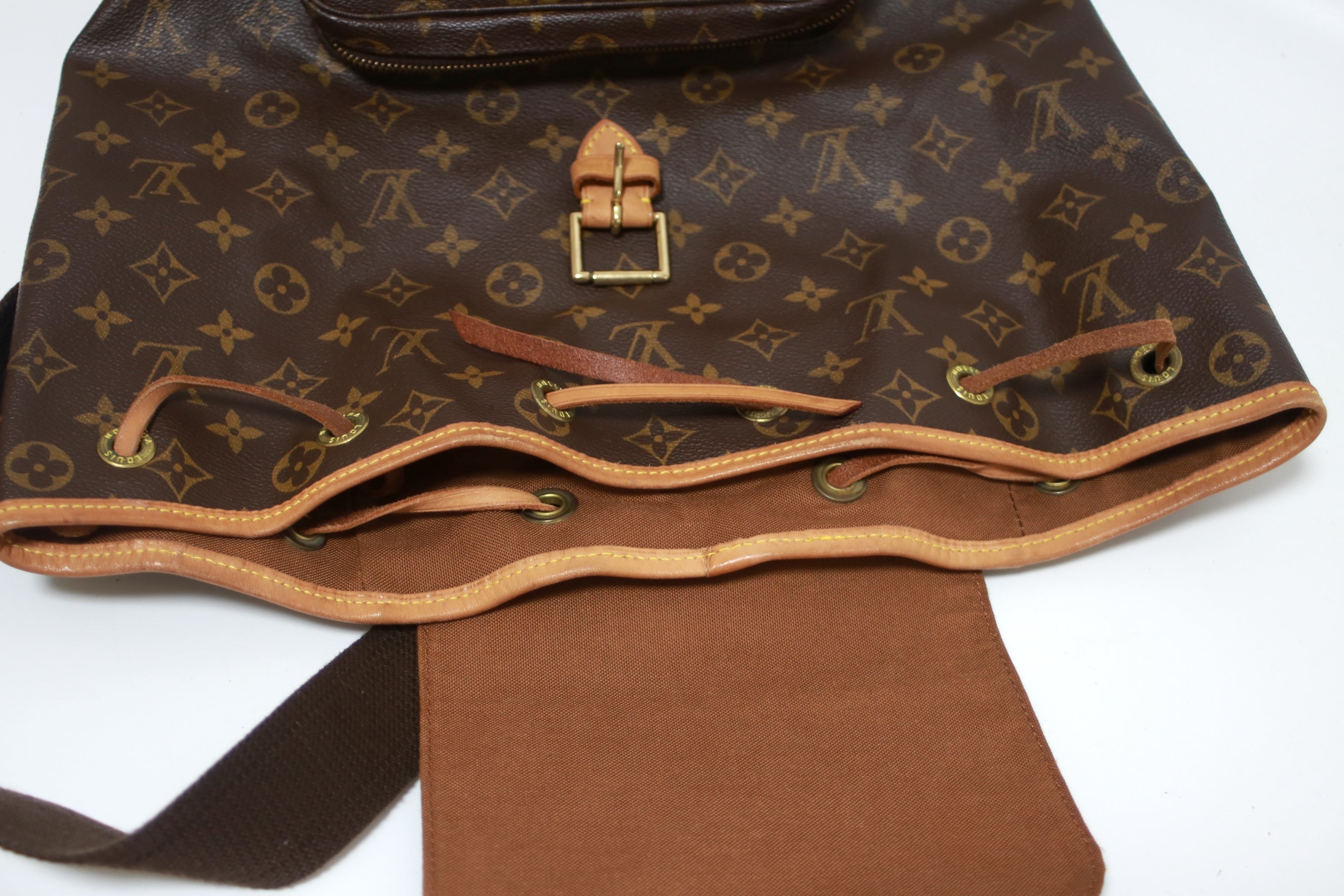 Louis Vuitton Montsouris GM Backpack Used