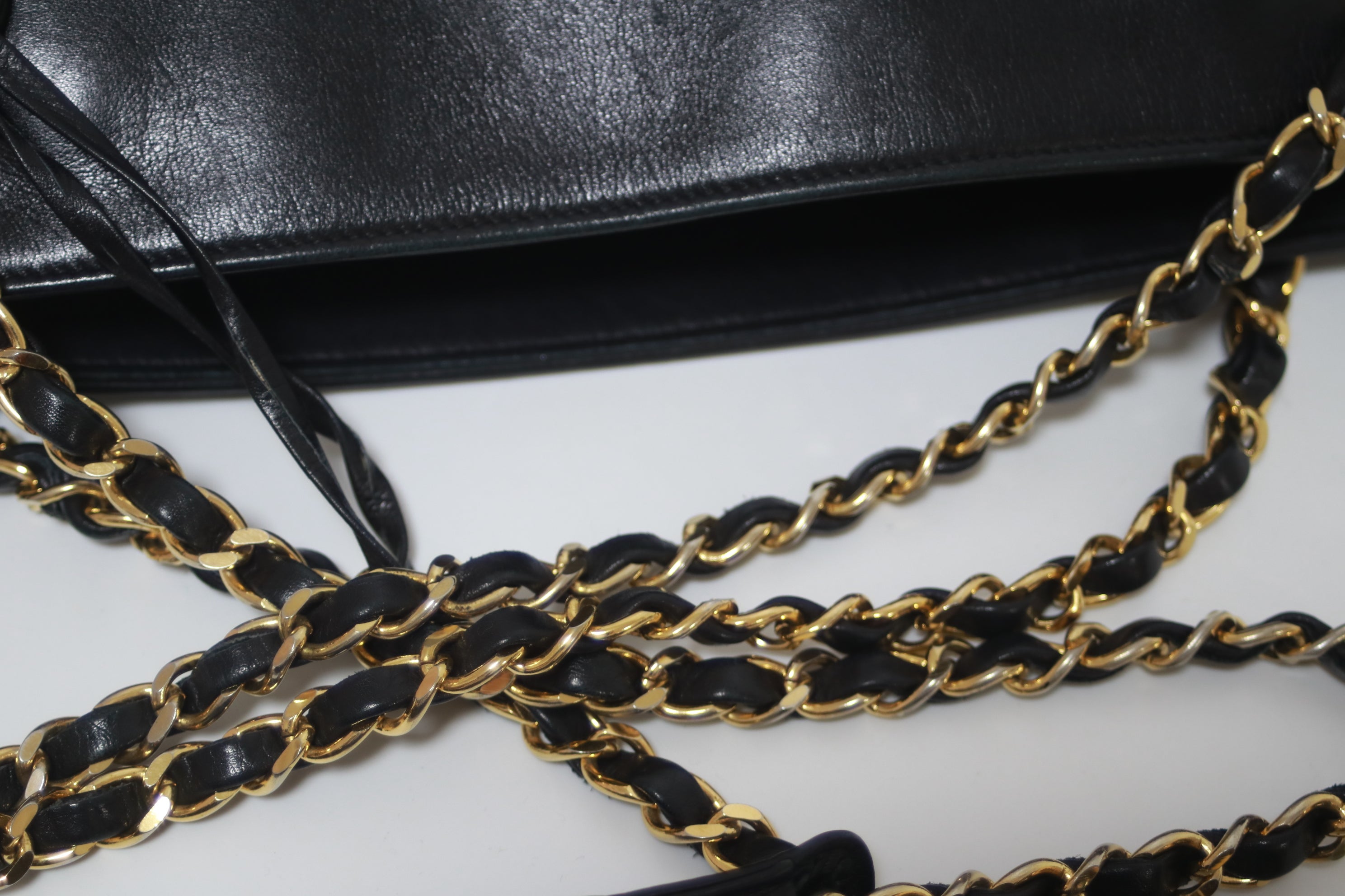 Chanel Vintage Chain Shoulder Bag