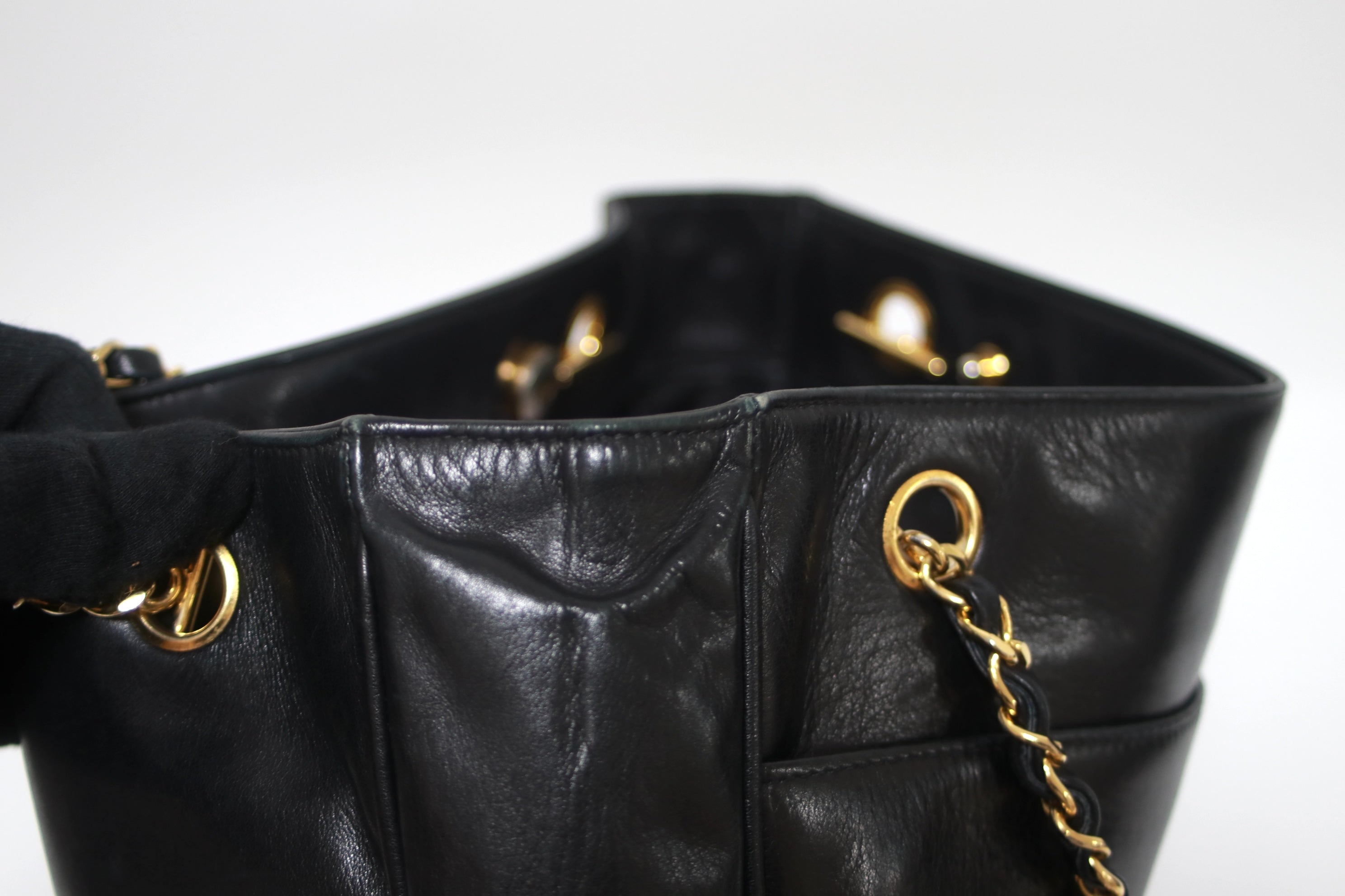 Chanel Vintage Chain Shoulder Bag