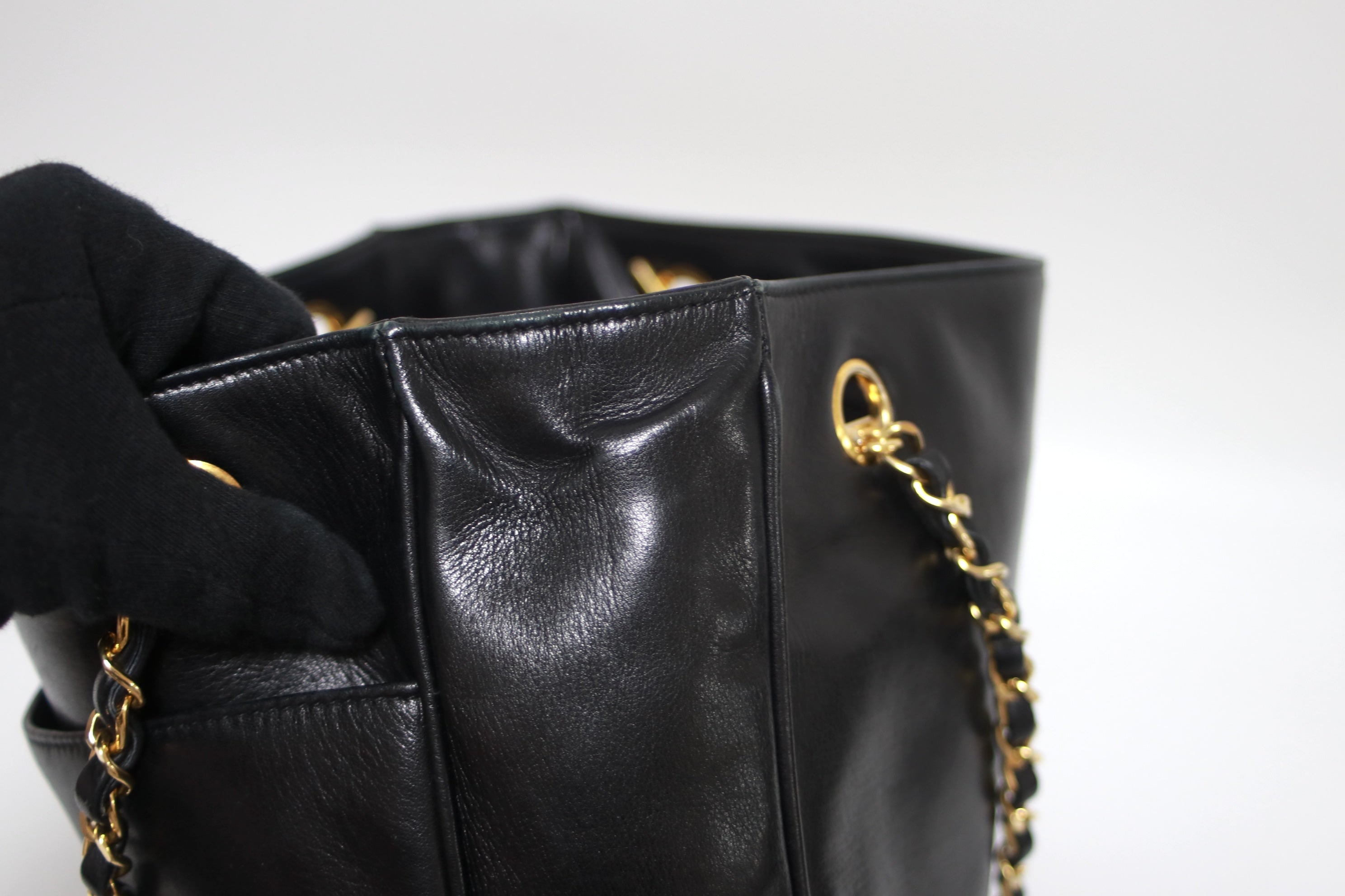 Chanel Vintage Chain Shoulder Bag