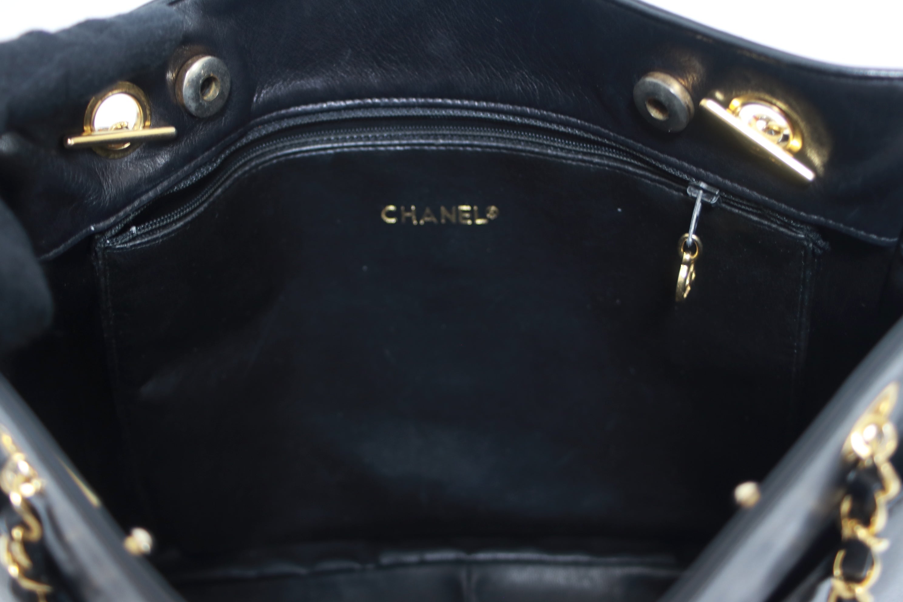 Chanel Vintage Chain Shoulder Bag