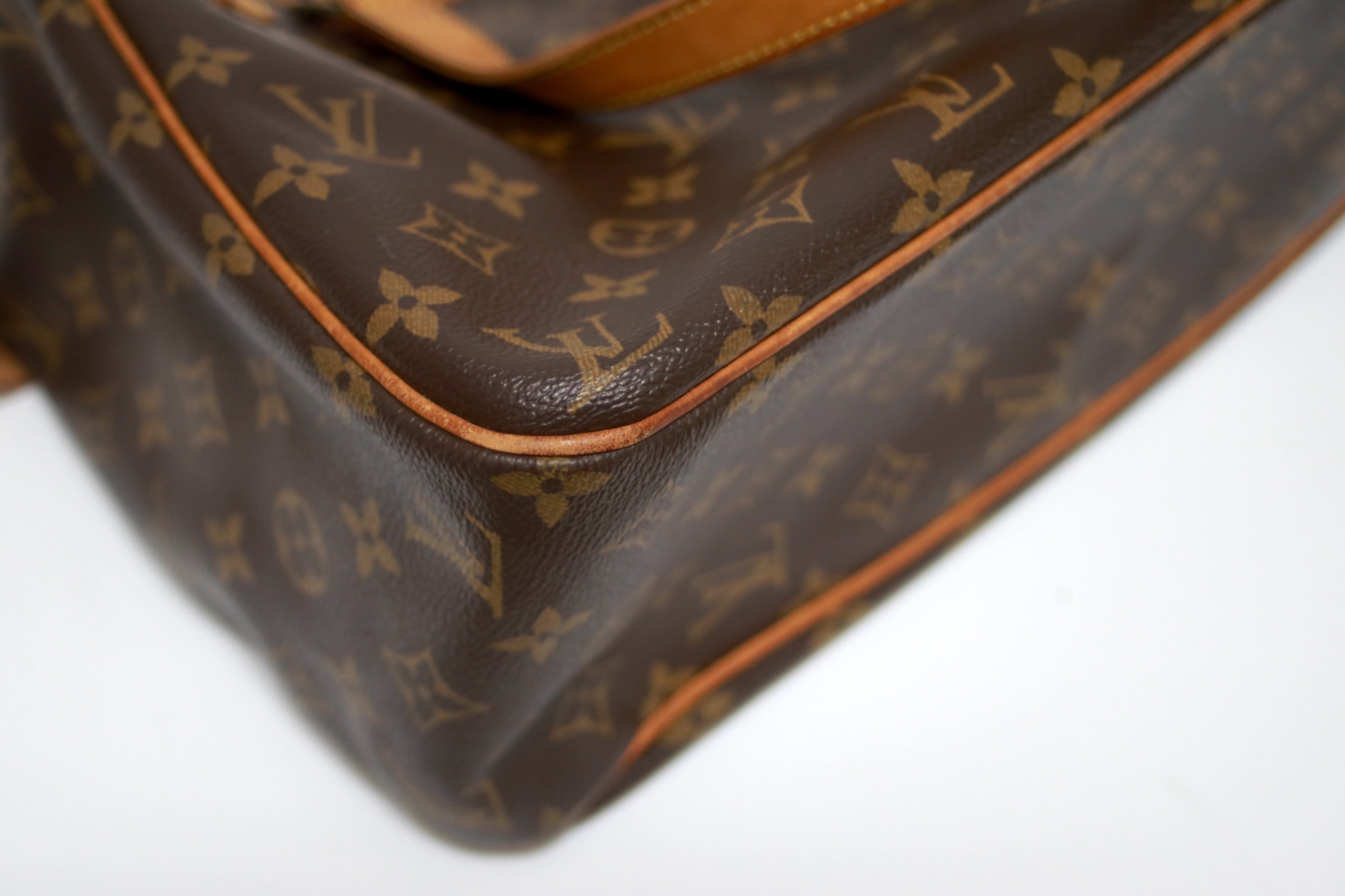 Louis Vuitton Batignolles Horizontal Used