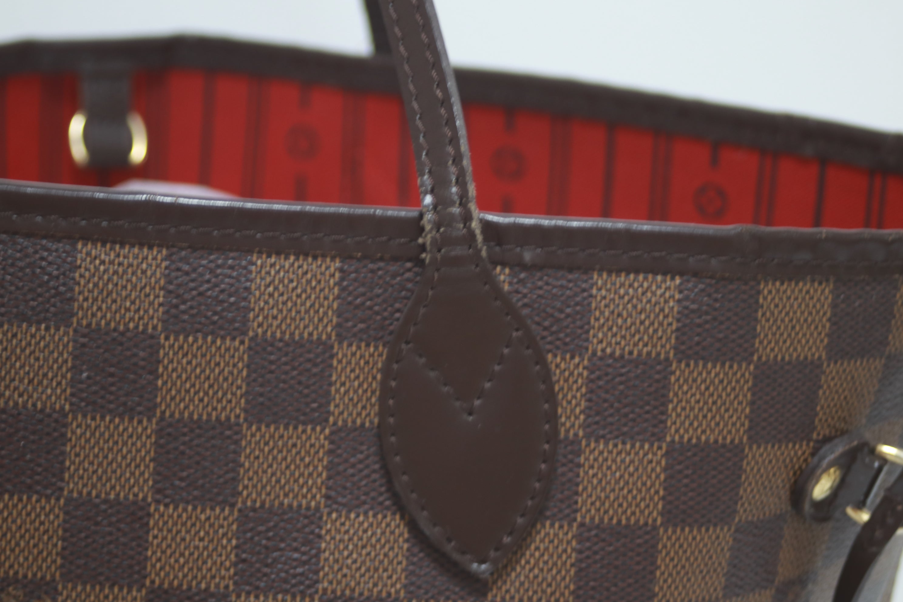 Louis Vuitton Neverfull MM Shoulder Tote Bag Used