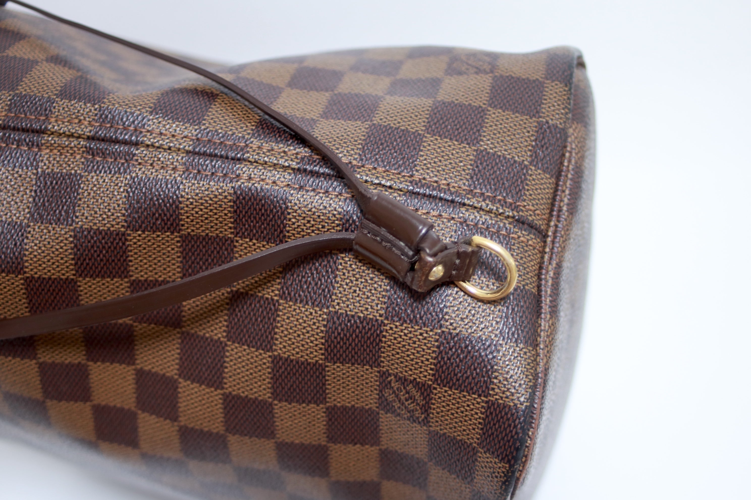 Louis Vuitton Neverfull MM Shoulder Tote Bag Used