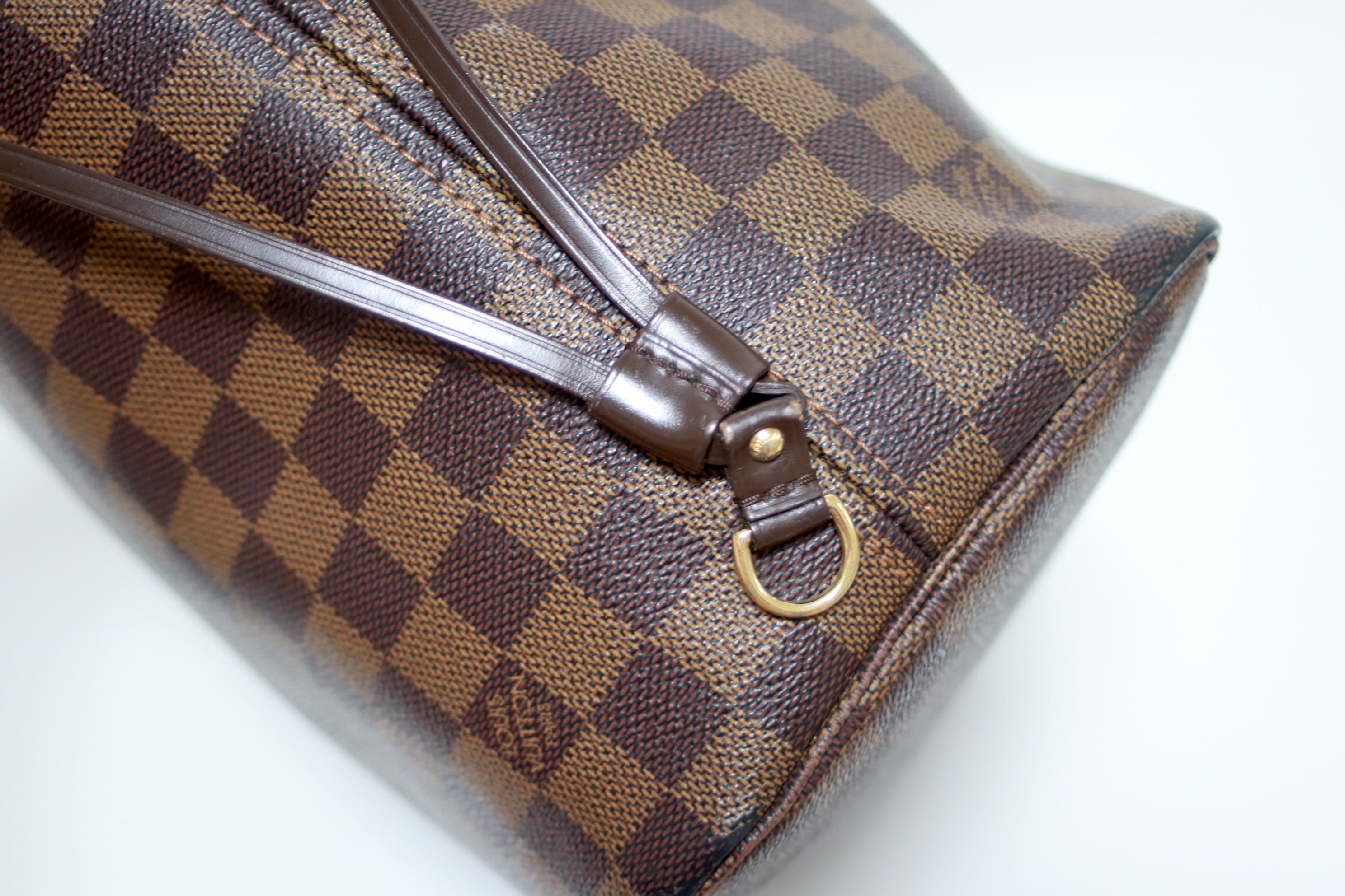 Louis Vuitton Neverfull MM Shoulder Tote Bag Used