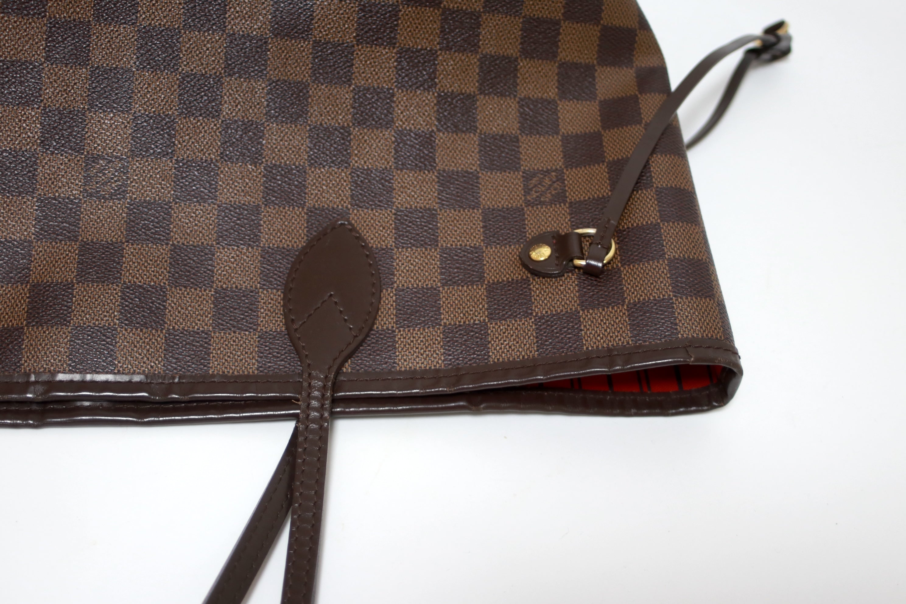 Borsa a tracolla Louis Vuitton Neverfull MM usata