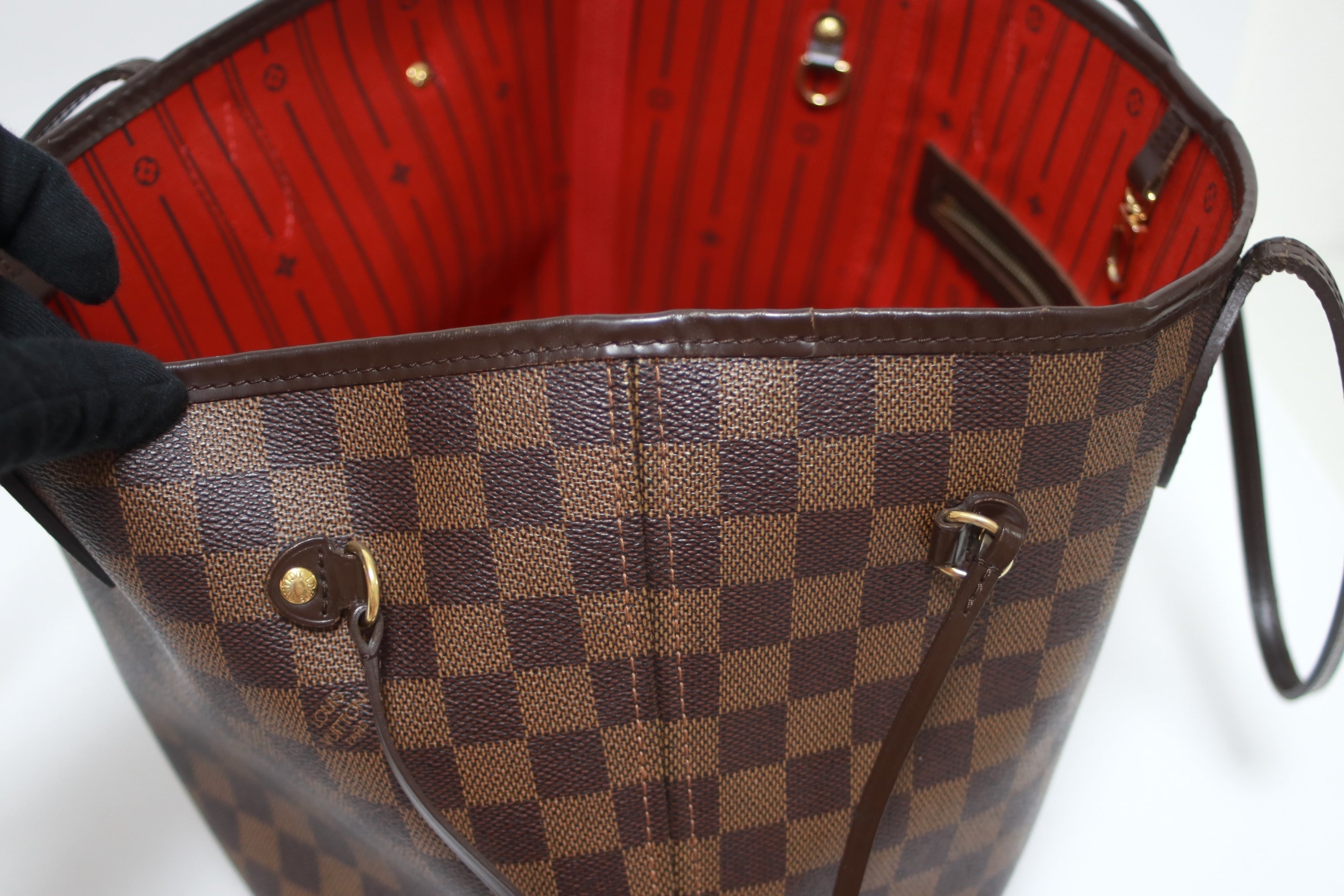 Louis Vuitton Neverfull MM Shoulder Tote Bag Used