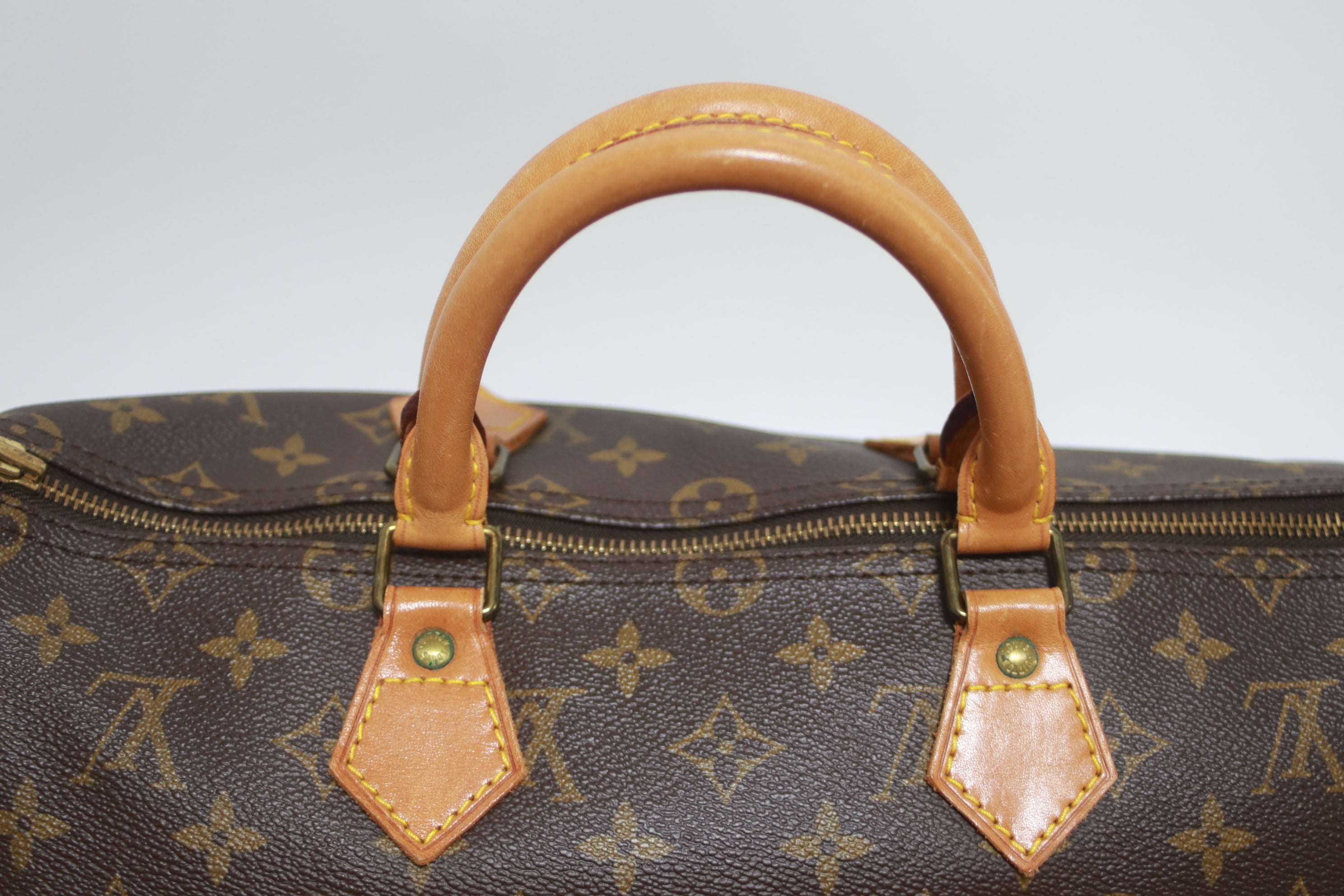 Louis Vuitton Speedy 35 Handbag Used