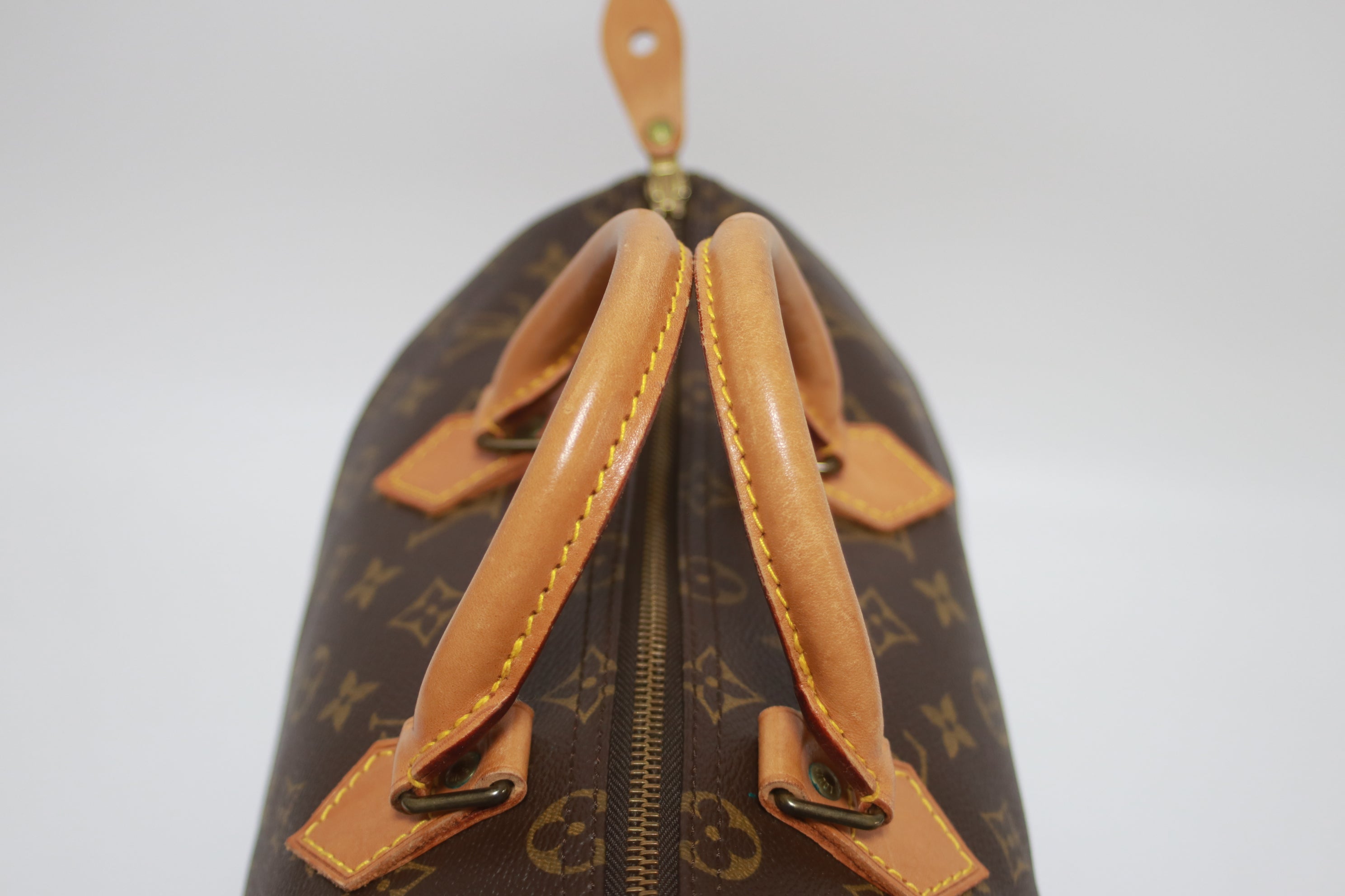 Louis Vuitton Speedy 35 Handbag Used