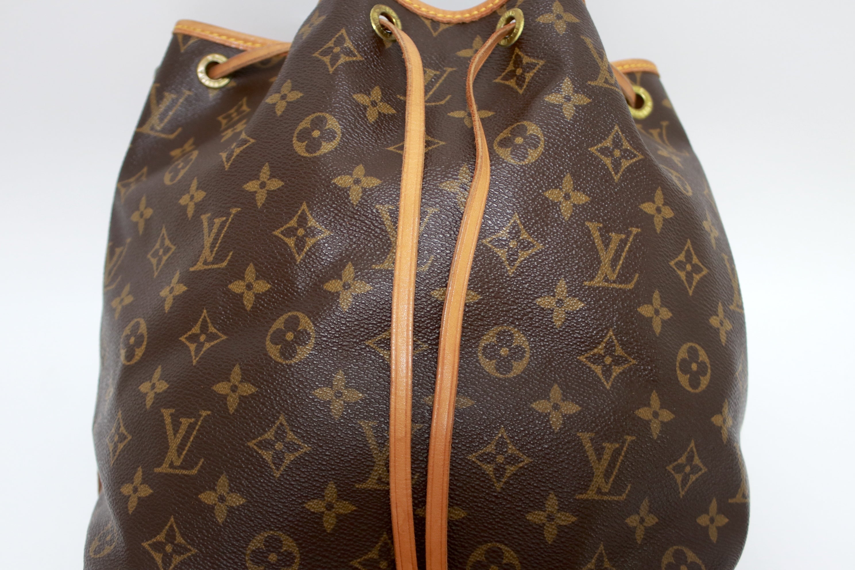 Louis Vuitton Noe Pm Bucket Shoulder Bag Used