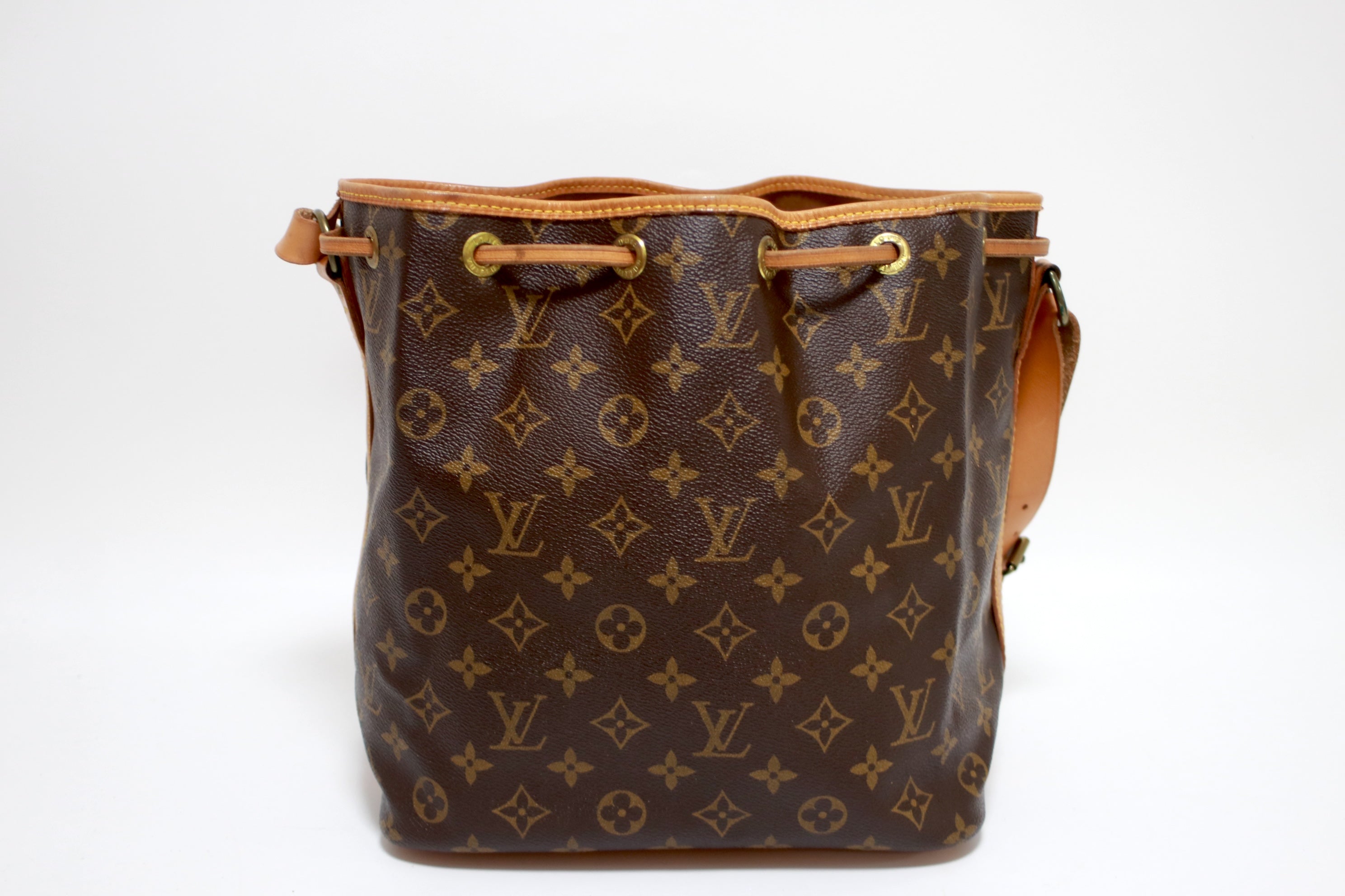 Louis Vuitton Noe Pm Bucket Shoulder Bag Used