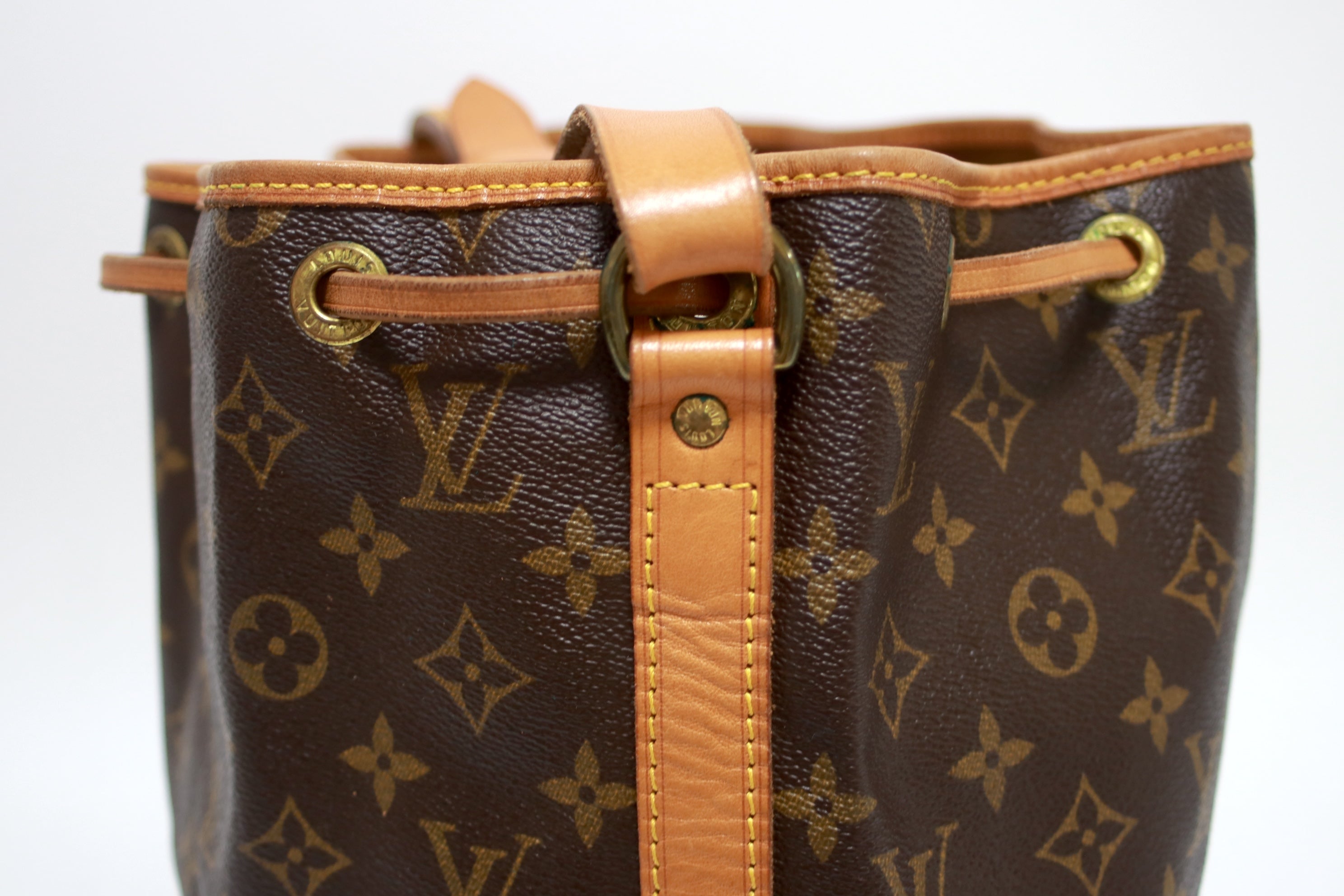 Louis Vuitton Noe Pm Bucket Shoulder Bag Used