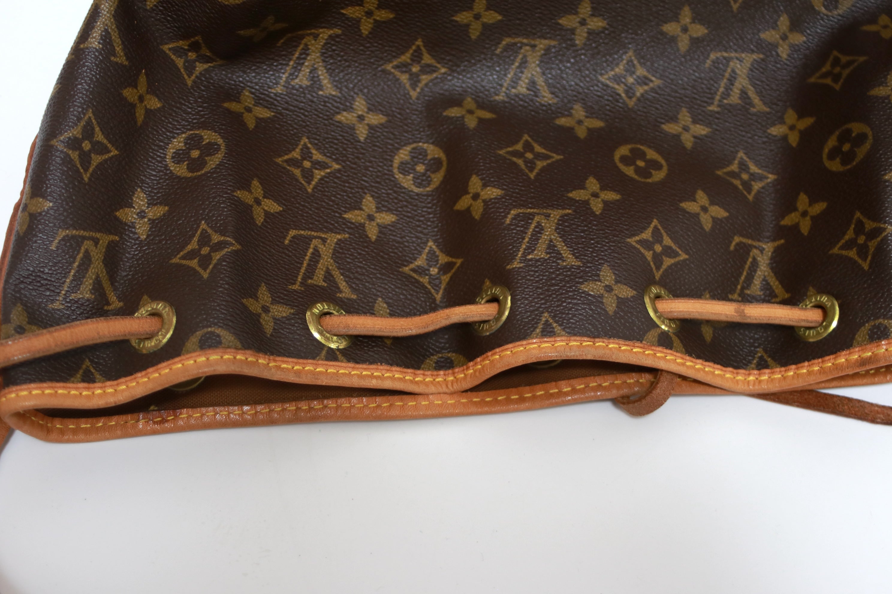 Louis Vuitton Noe Pm Bucket Shoulder Bag Used