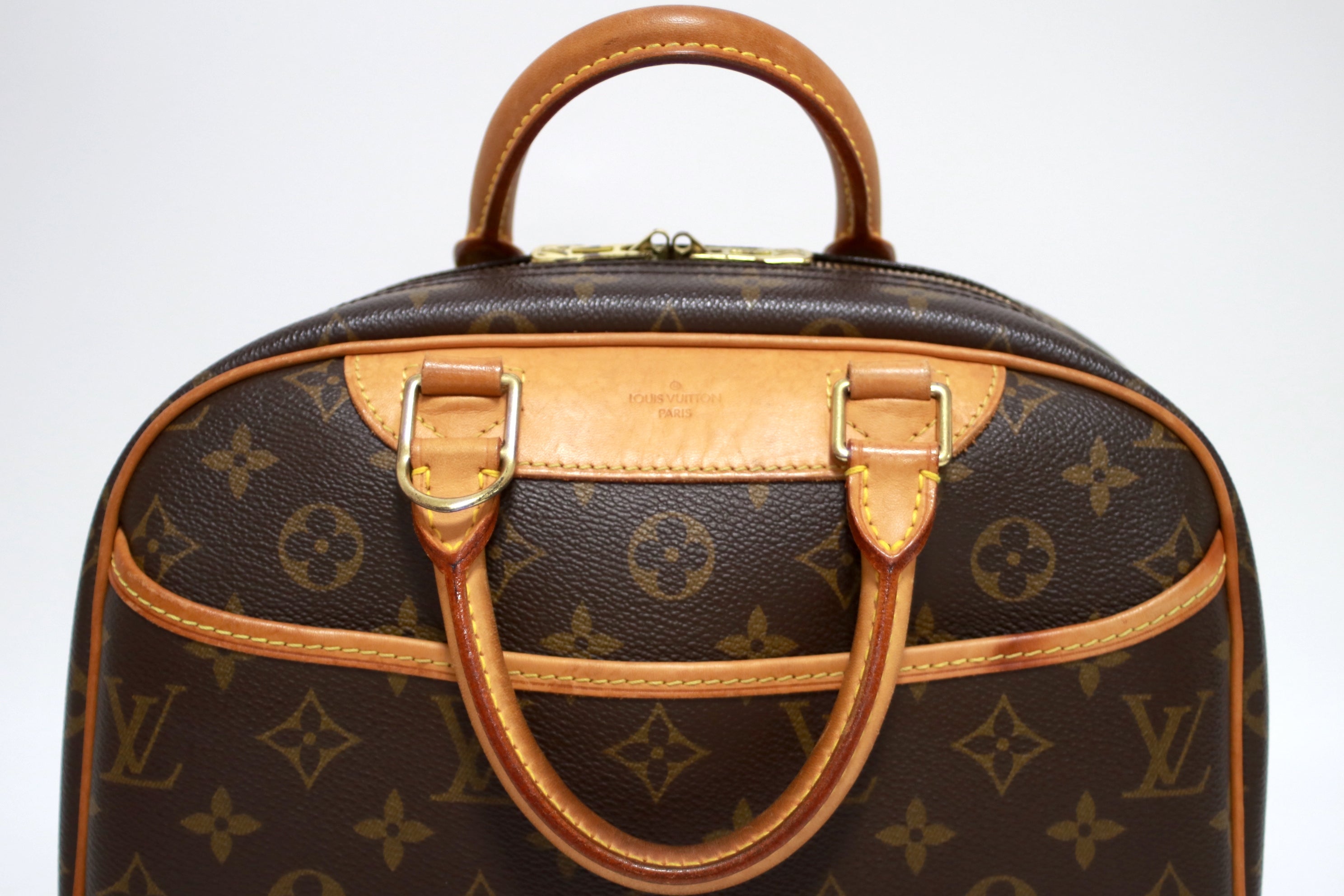 Louis Vuitton Trouville Handbag Used (6981)