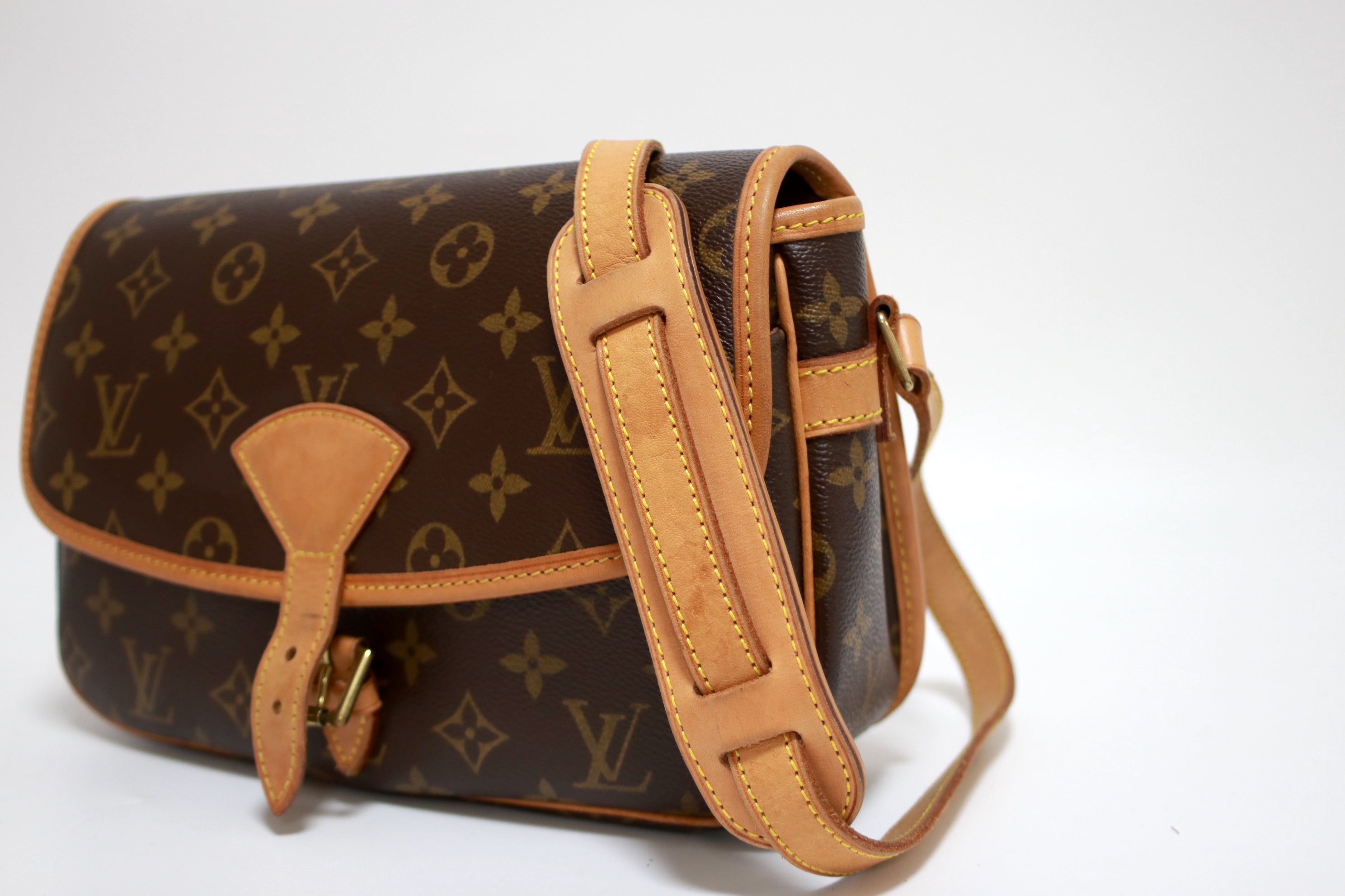 Louis Vuitton Sologne Shoulder Bag Used