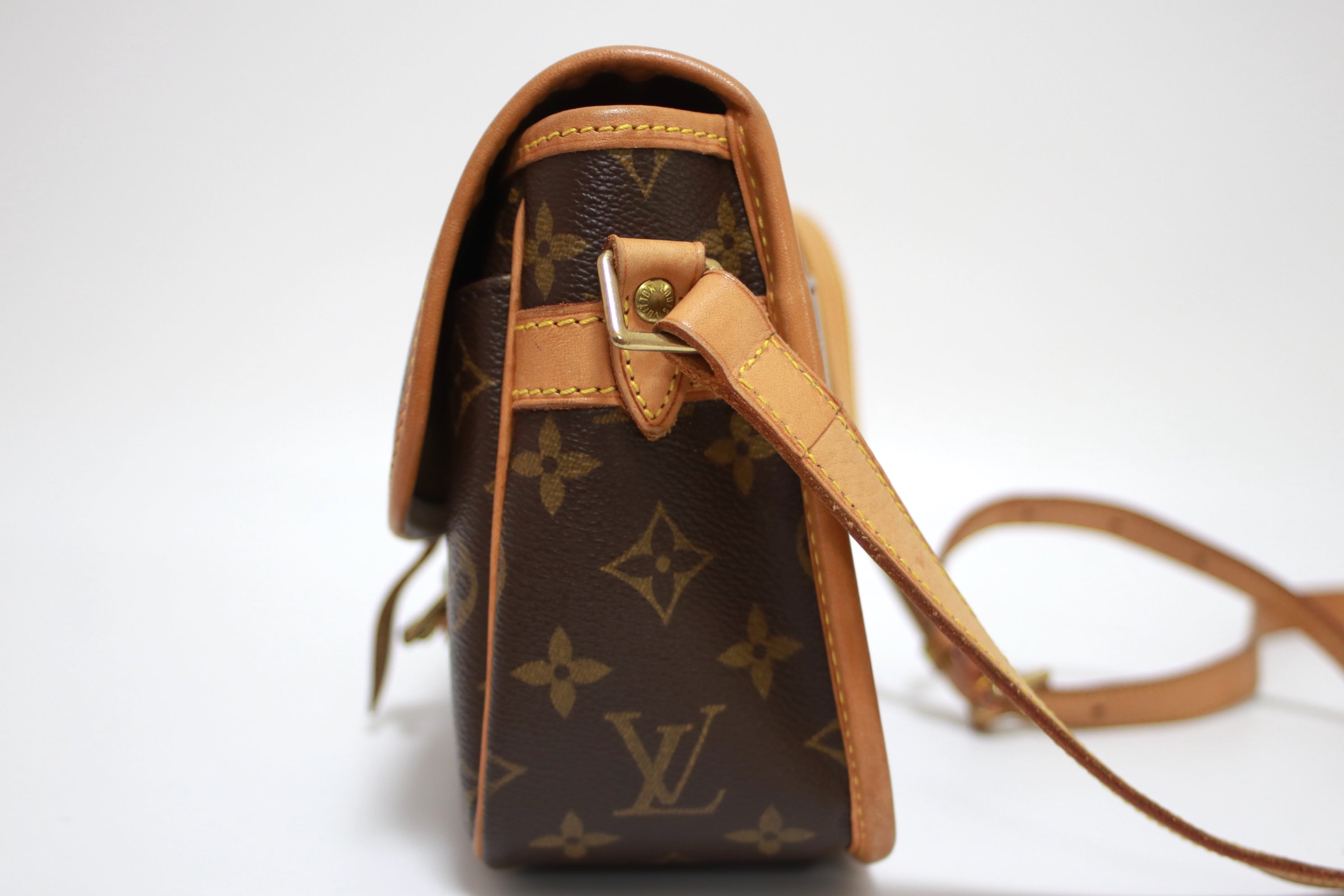 Louis Vuitton Sologne Shoulder Bag Used