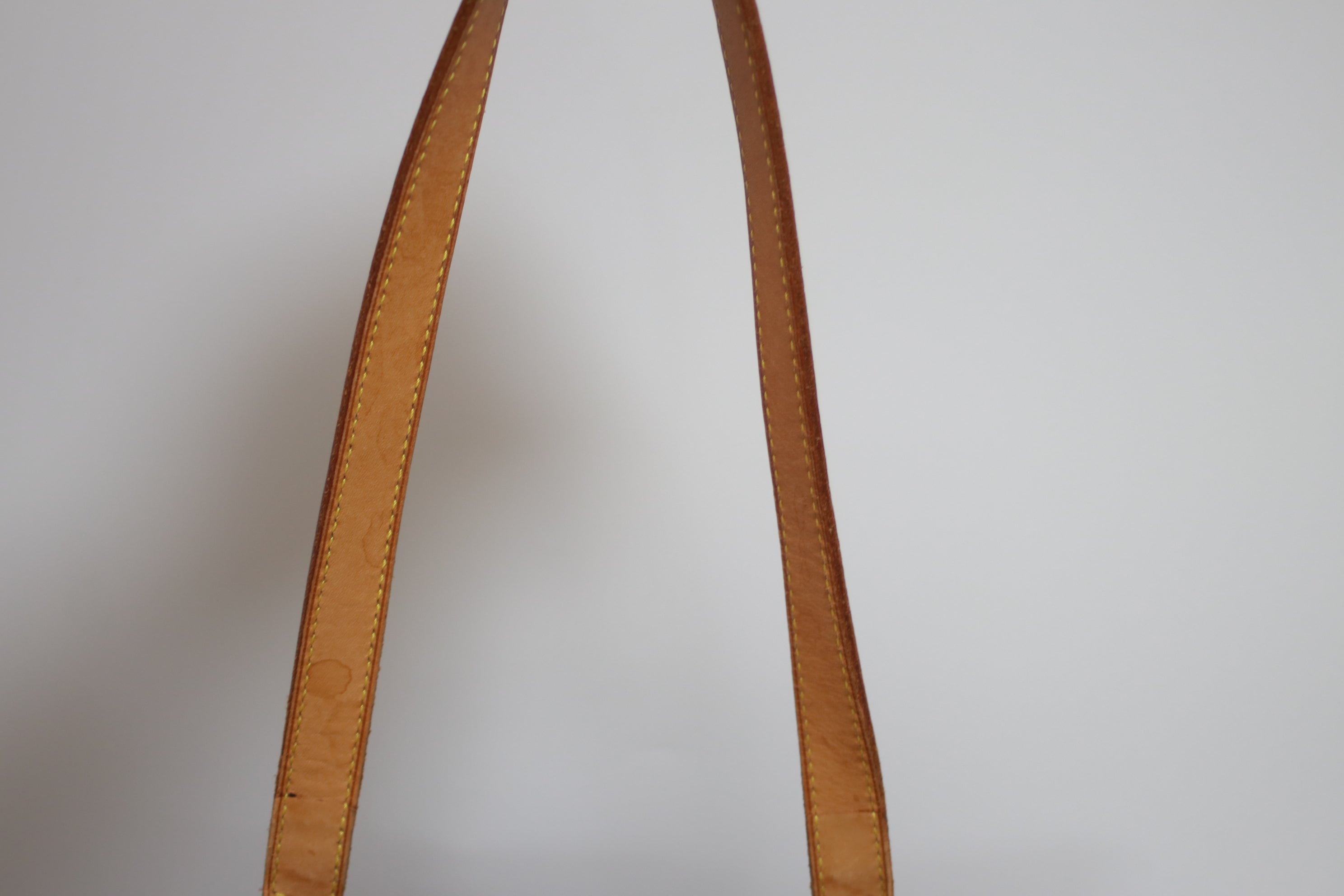 Louis Vuitton Cabas Mezzo Shoulder Bag Used