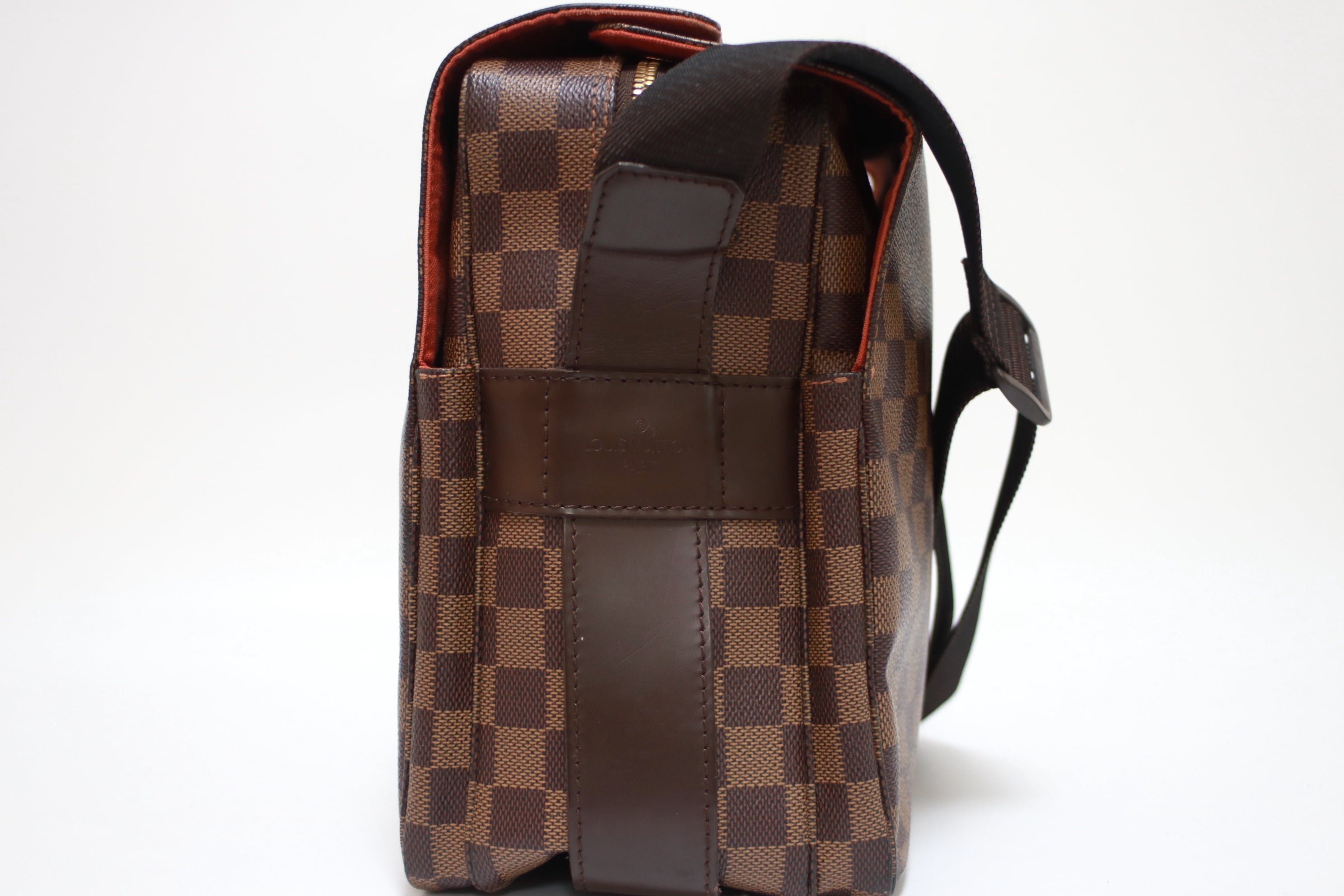 Louis Vuitton Naviglio Damier Ebene Messenger Bag Used