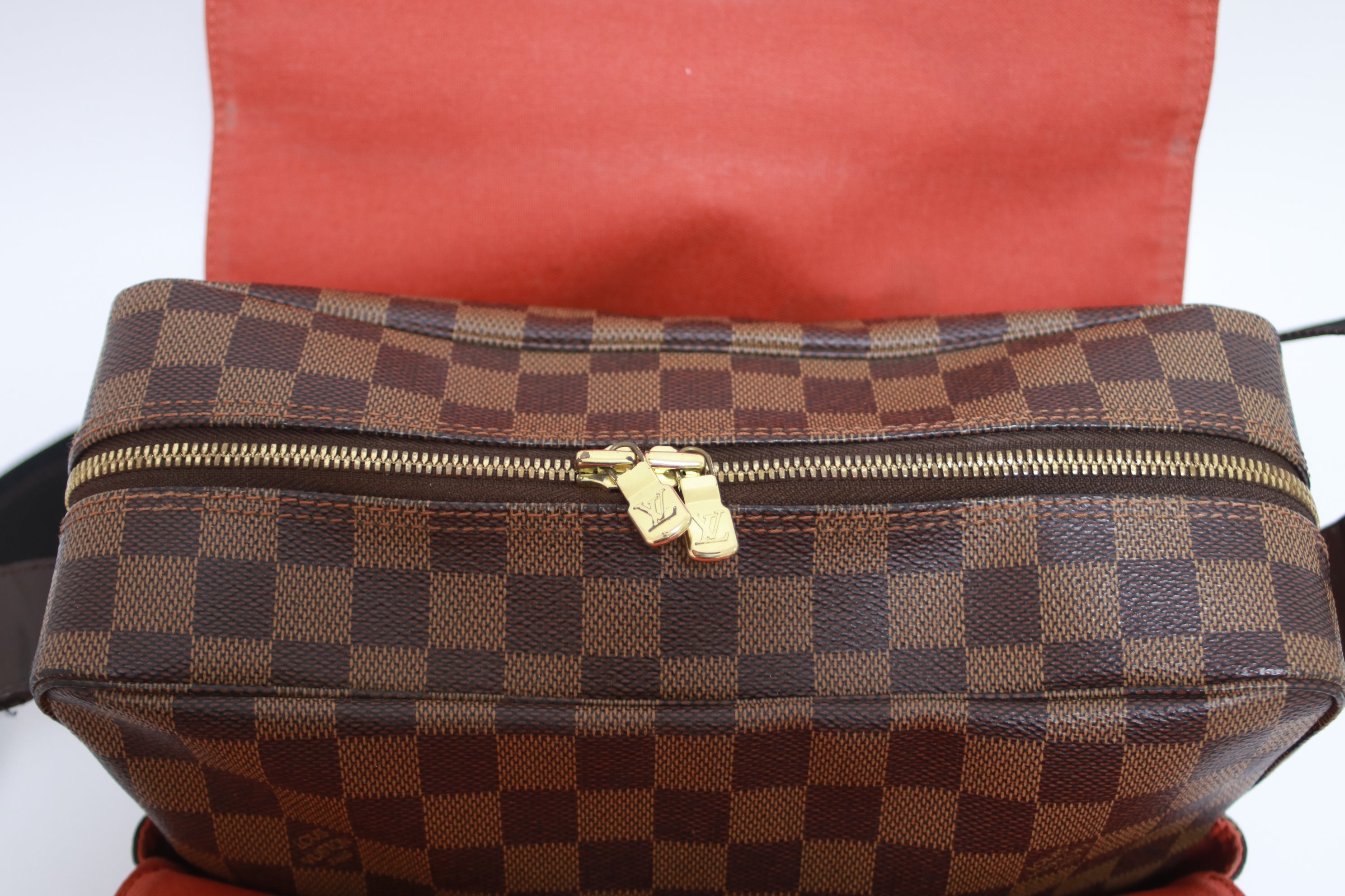 Louis Vuitton Naviglio Damier Ebene Messenger Bag Used