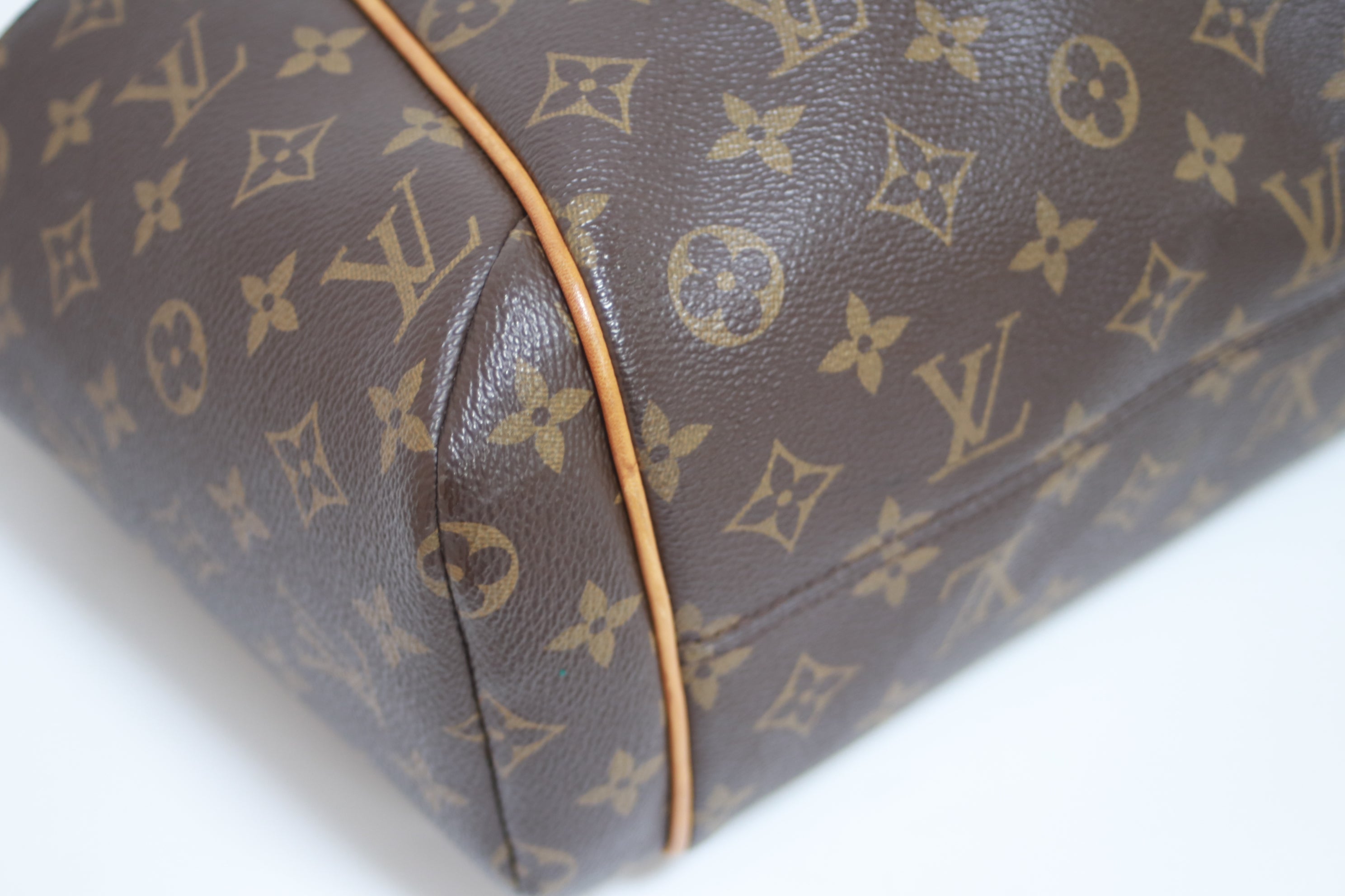 Louis Vuitton Totally PM Handbag Used (7684)