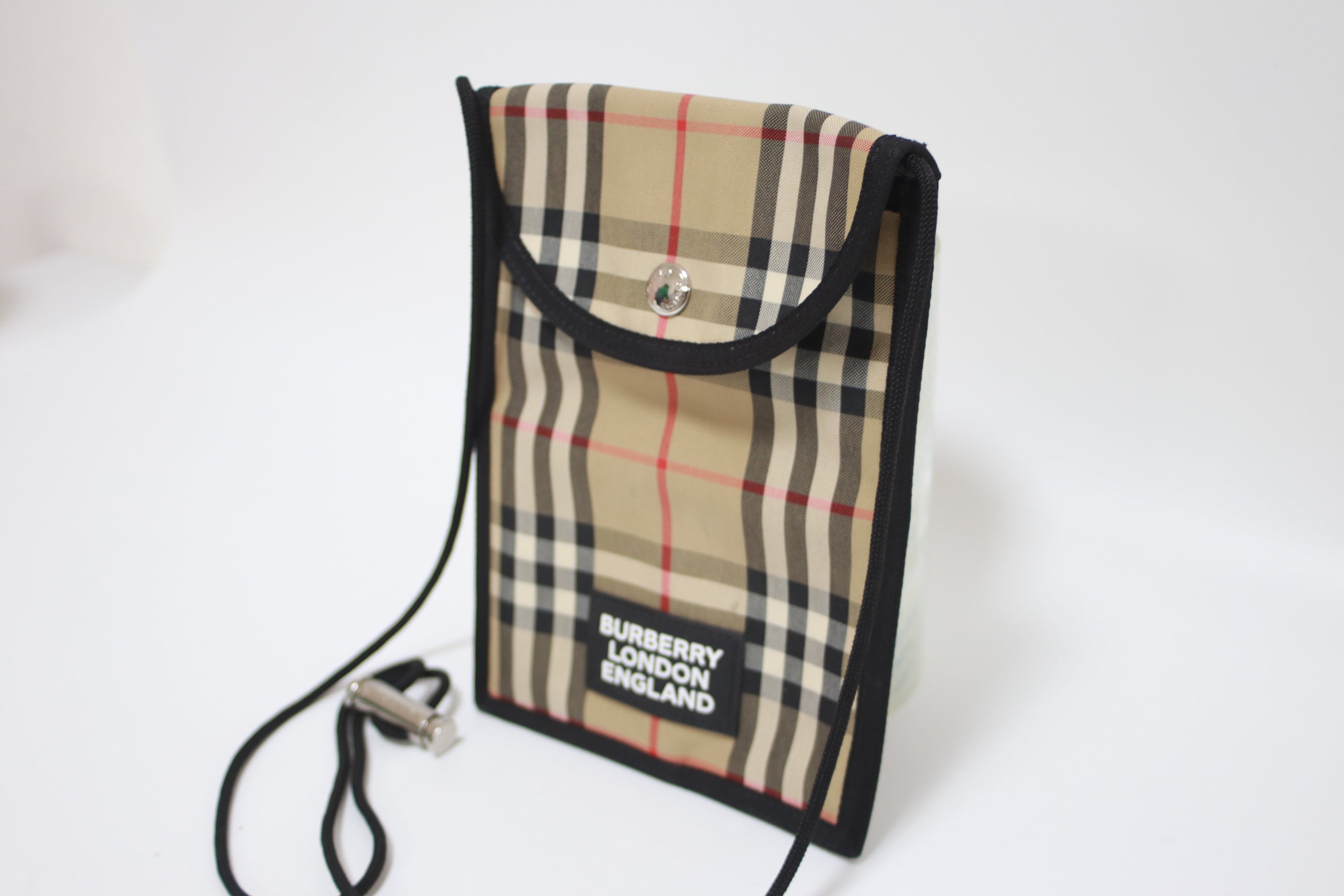 Burberry Nylon Crossbody Phone Case Used (7385)